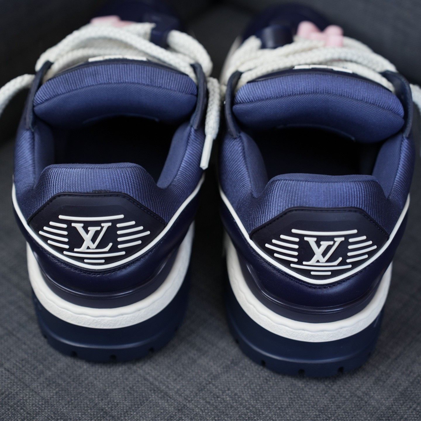 Louis Vuitton Louis Vuitton Training Blue Lowtop Sneakers 9 Men Size US 9 / EU 42 - 6 Thumbnail