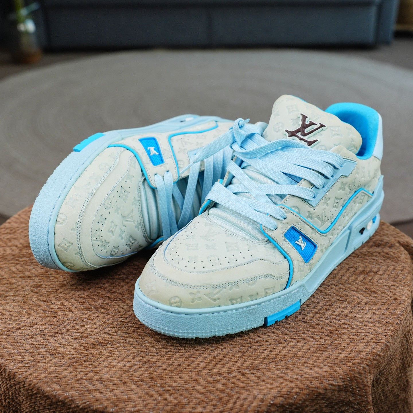 Louis Vuitton Louis Vuitton Training Blue Lowtop Sneakers 9 Men Size US 9 / EU 42 - 2 Thumbnail