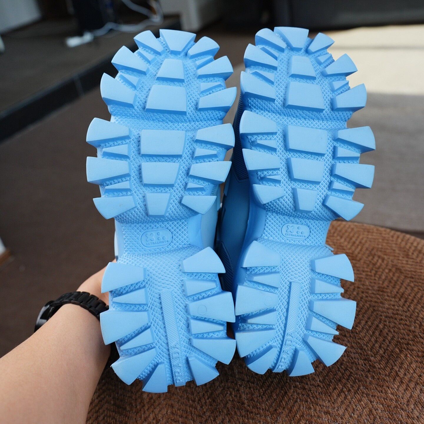 Prada Prada Blue Lowtop Sneakers us_7-5 Women Size US 7.5 / IT 37.5 - 9 Thumbnail