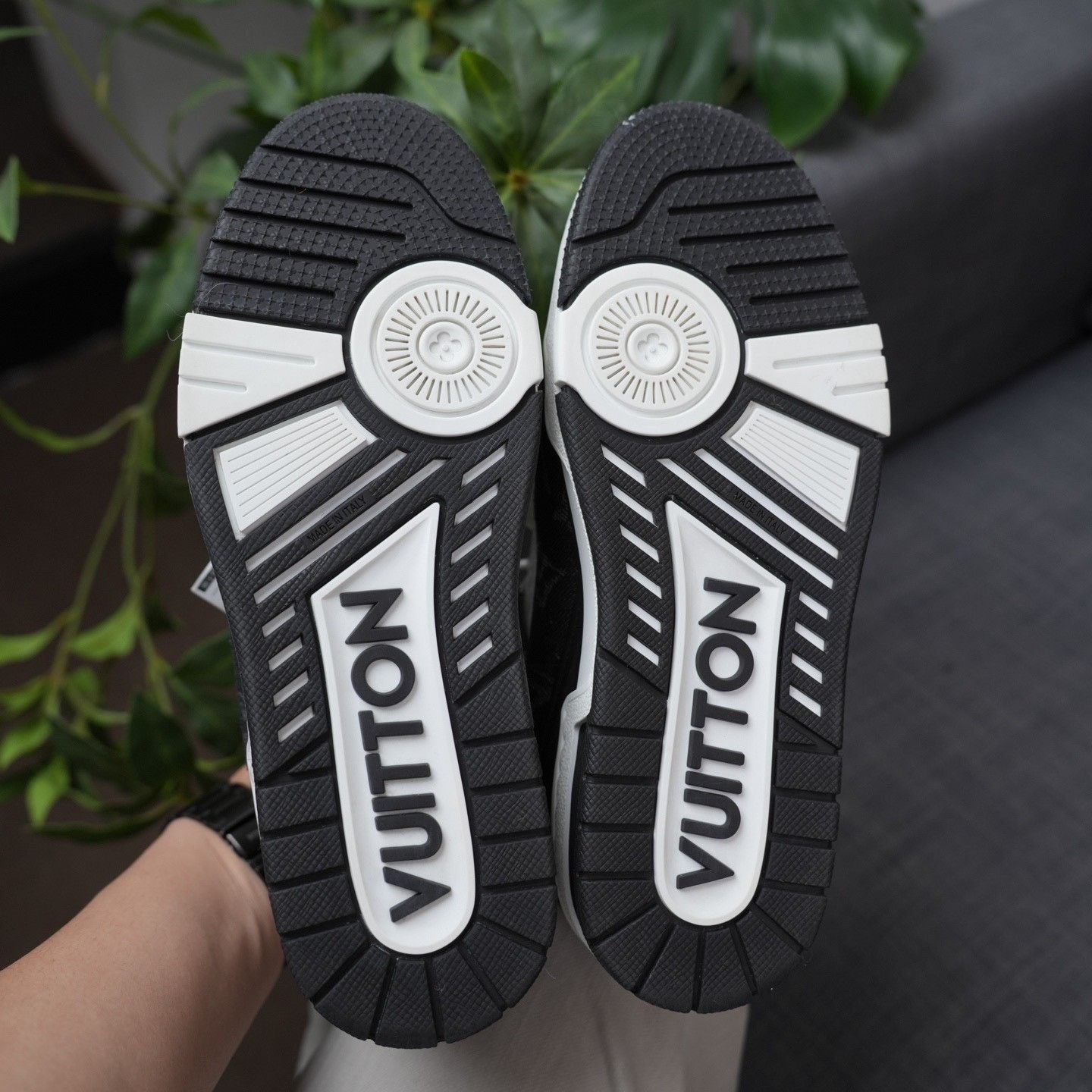 Louis Vuitton Louis Vuitton Training Denim Black Lowtop Sneakers Women Size US 8 / IT 38 - 9 Thumbnail