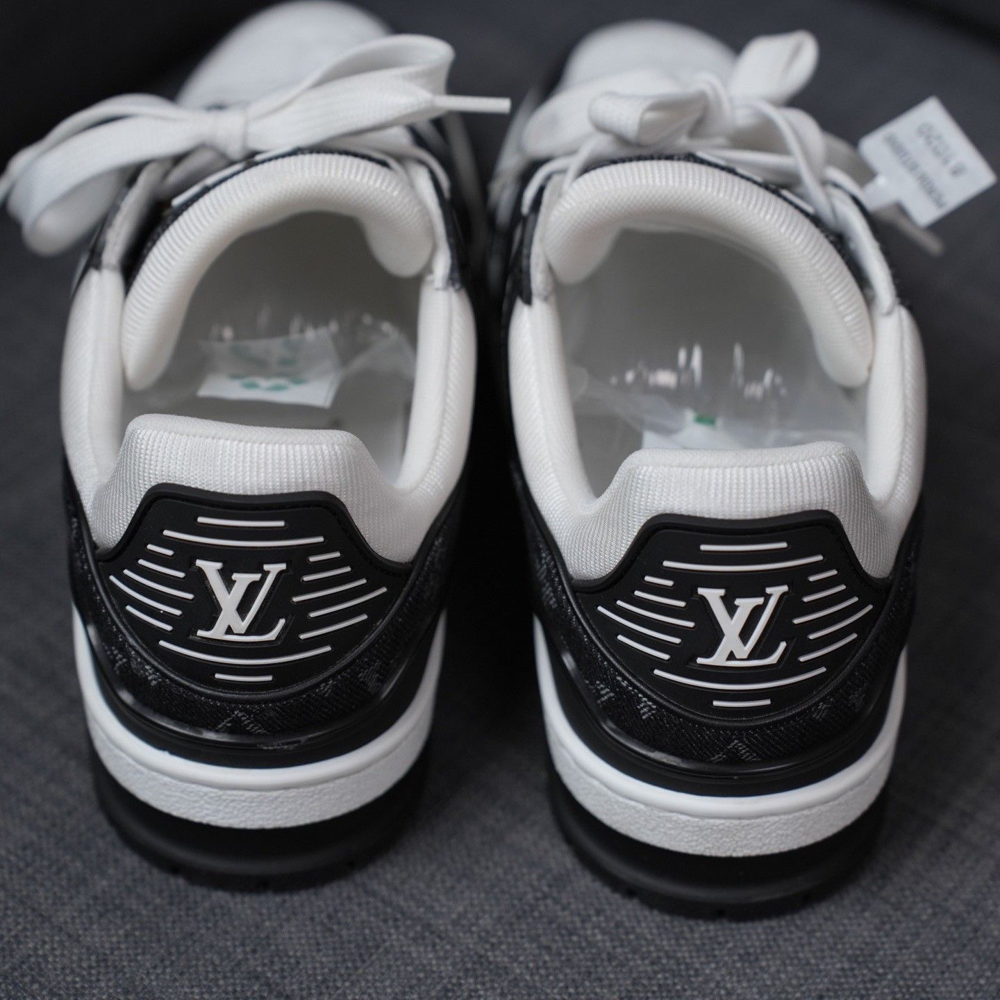 Louis Vuitton Louis Vuitton Training Denim Black Lowtop Sneakers Women Size US 8 / IT 38 - 6 Thumbnail