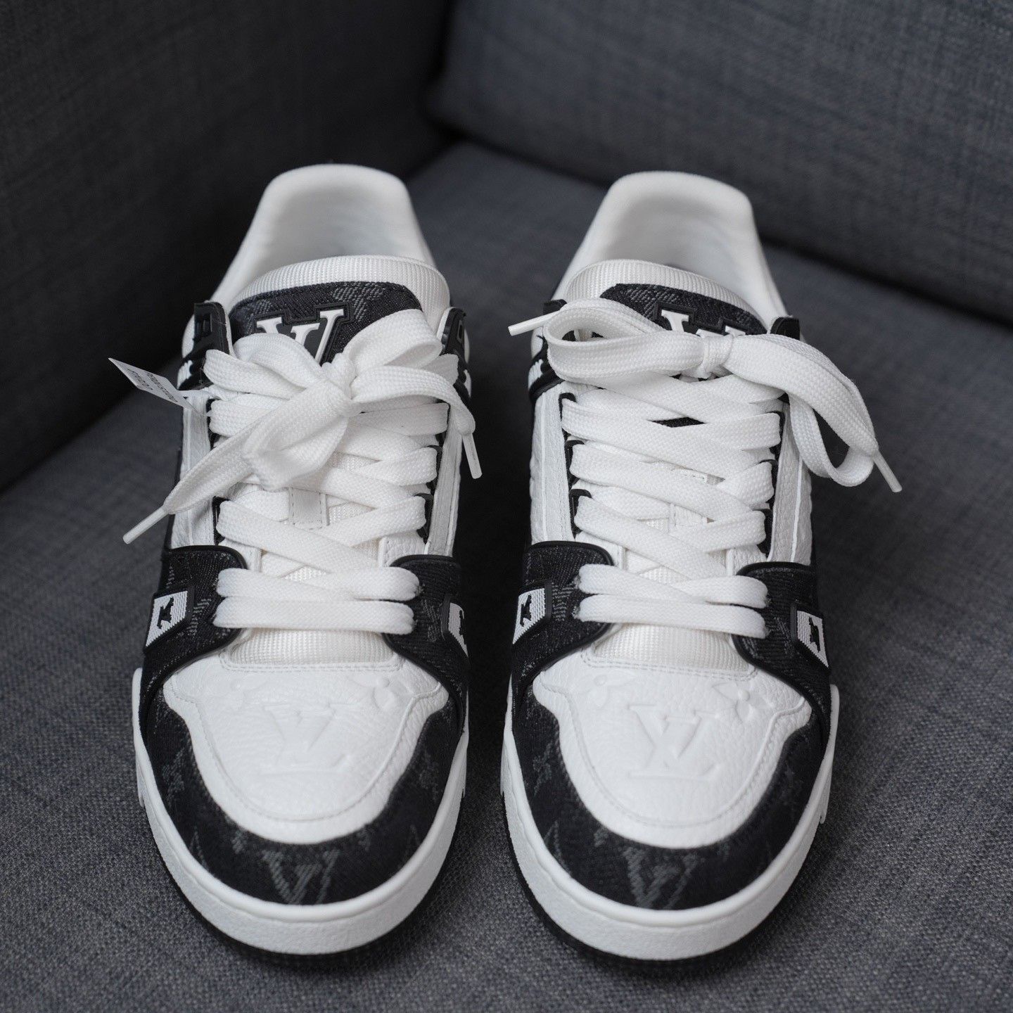 Louis Vuitton Louis Vuitton Training Denim Black Lowtop Sneakers Women Size US 8 / IT 38 - 4 Thumbnail