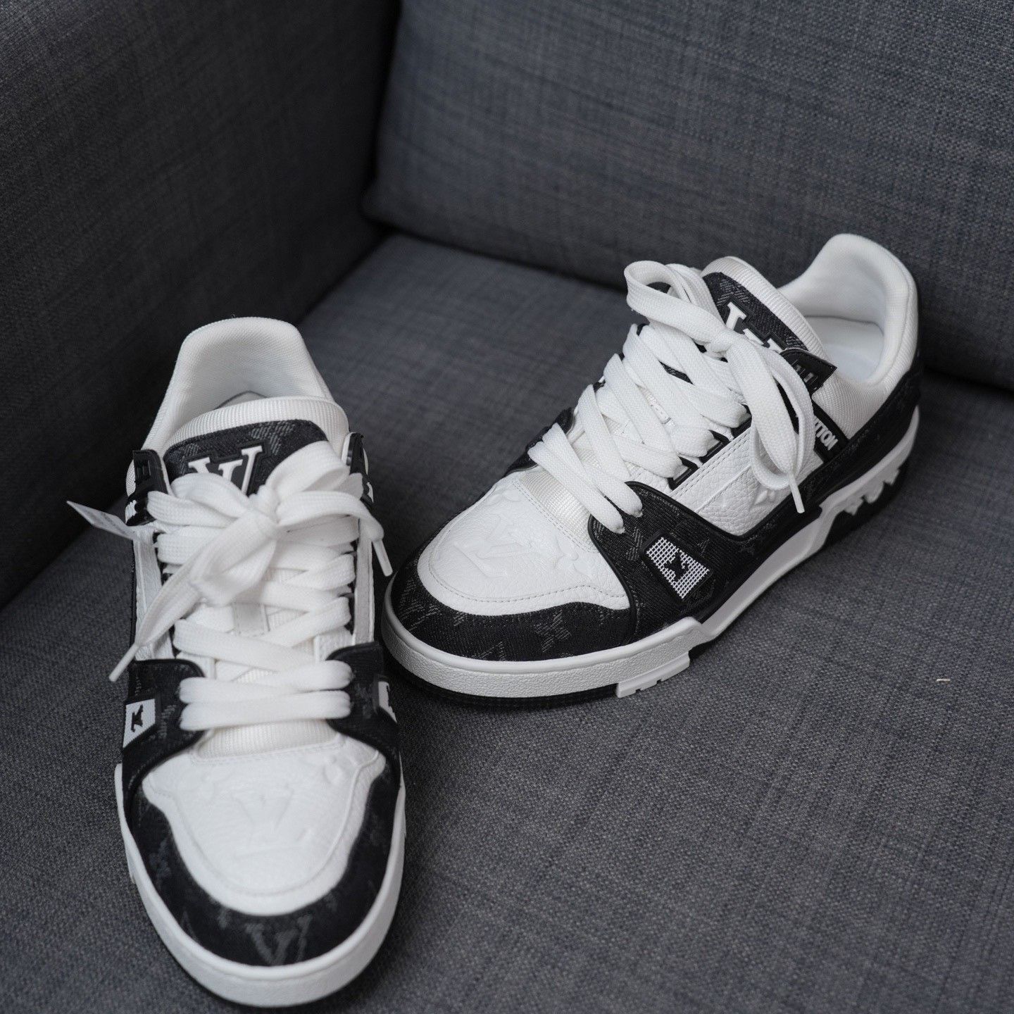 Louis Vuitton Louis Vuitton Training Denim Black Lowtop Sneakers Women Size US 8 / IT 38 - 3 Thumbnail