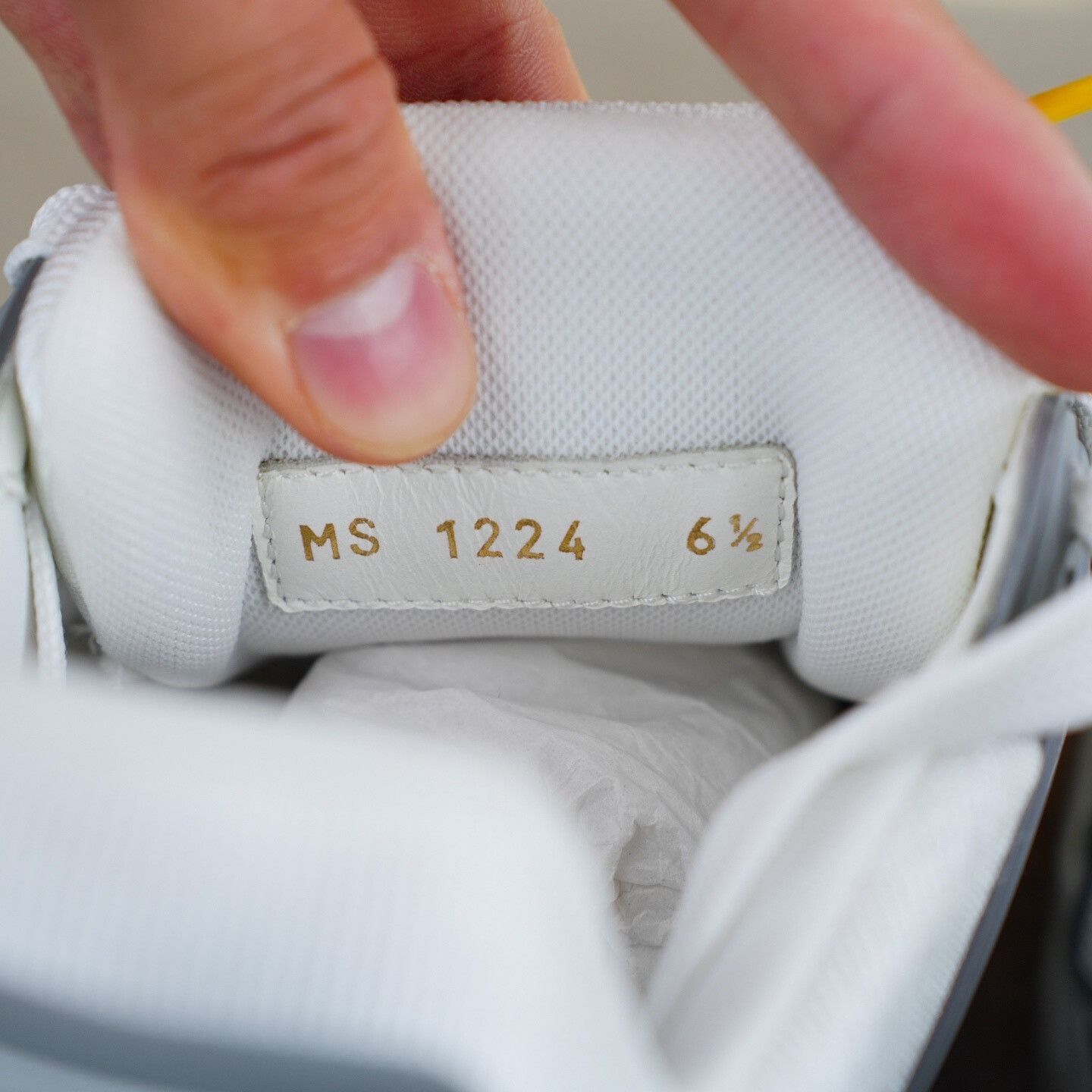 Louis Vuitton Louis Vuitton Training White Lowtop Sneakers 7.5 Men Size US 7.5 / EU 40-41 - 7 Thumbnail