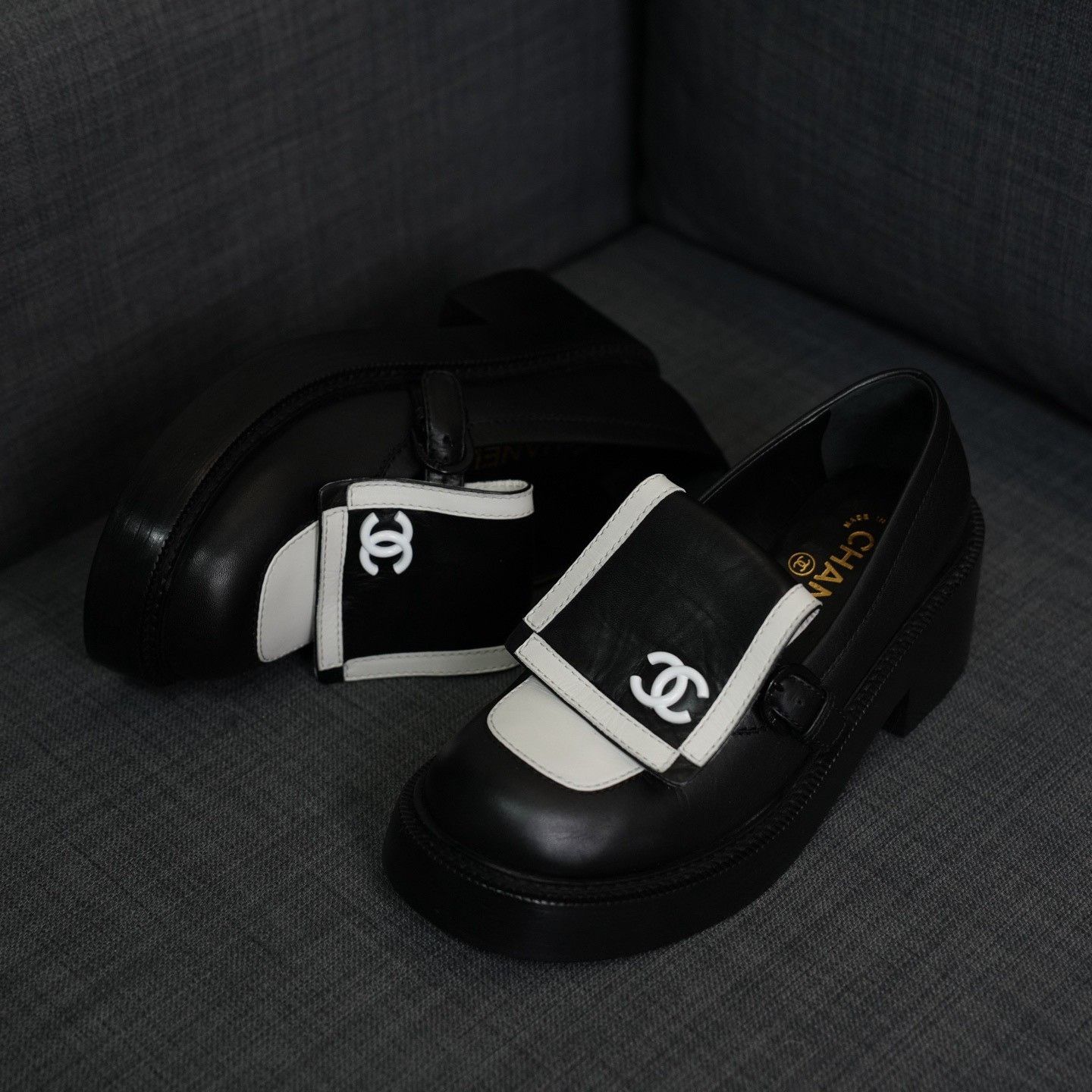 Chanel Chanel Black Lowtop Sneakers us_7-5 Women Size US 7.5 / IT 37.5 - 2 Thumbnail