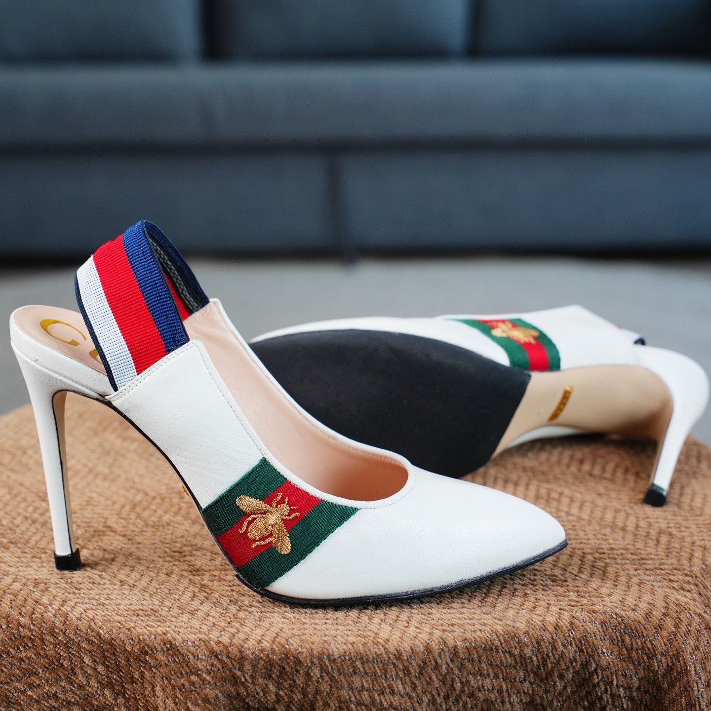 Gucci Gucci Embroidered White Lowtop Sneakers us_8-5 Women Size US 8.5 / IT 38.5 - 7 Thumbnail
