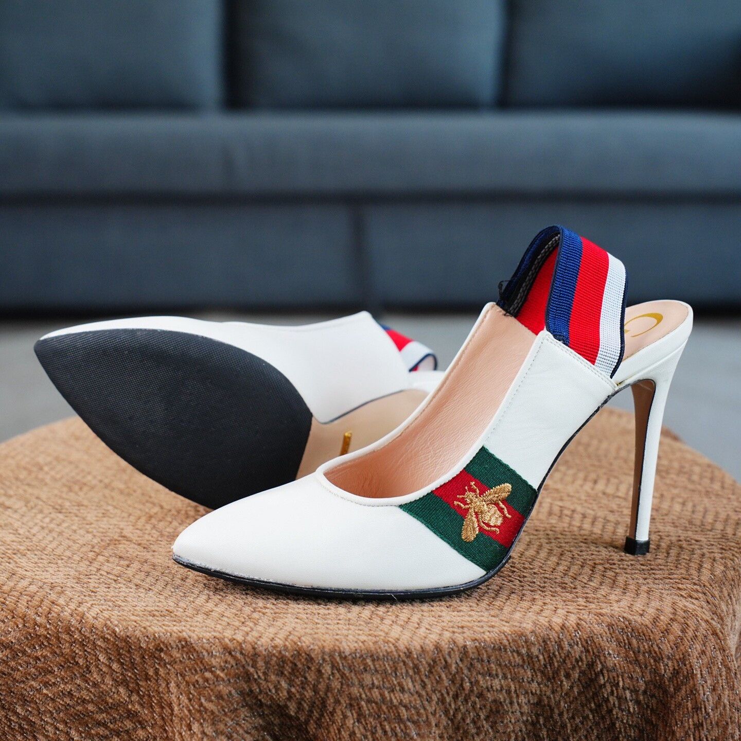 Gucci Gucci Embroidered White Lowtop Sneakers us_8-5 Women Size US 8.5 / IT 38.5 - 6 Thumbnail