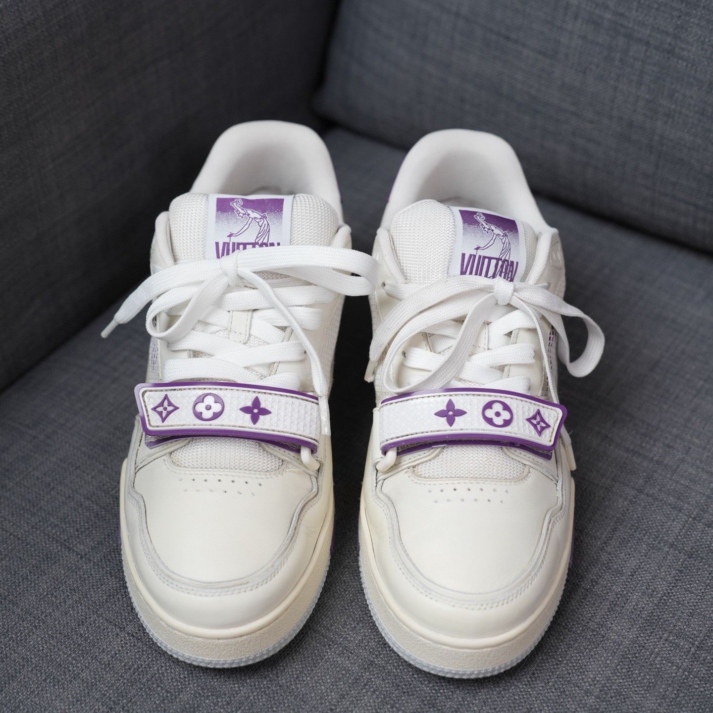 Louis Vuitton Louis Vuitton Training White Lowtop Sneakers 7.5 Men Size US 7.5 / EU 40-41 - 4 Thumbnail
