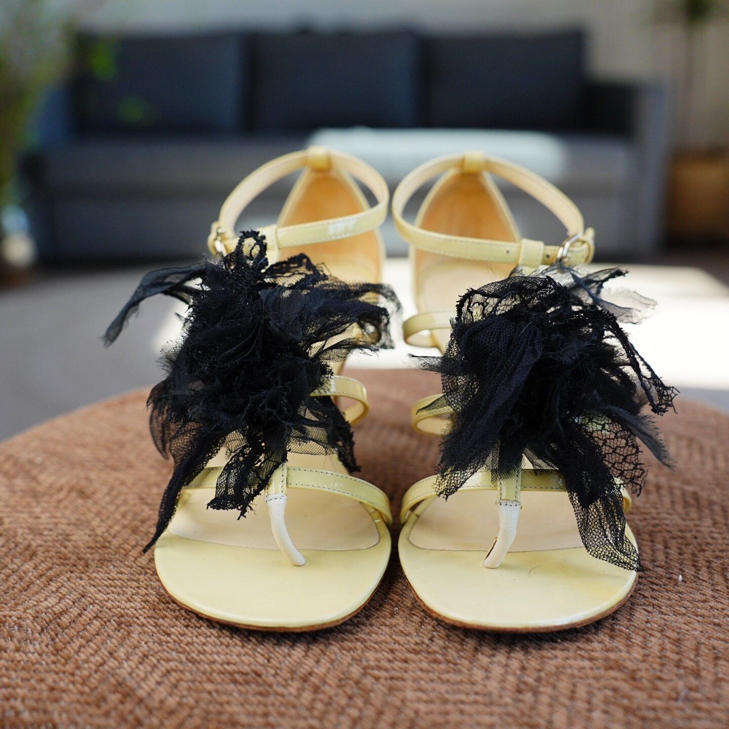 Chanel Chanel Floral White Sandals us_7 Women Size US 7 / IT 37 - 5 Thumbnail