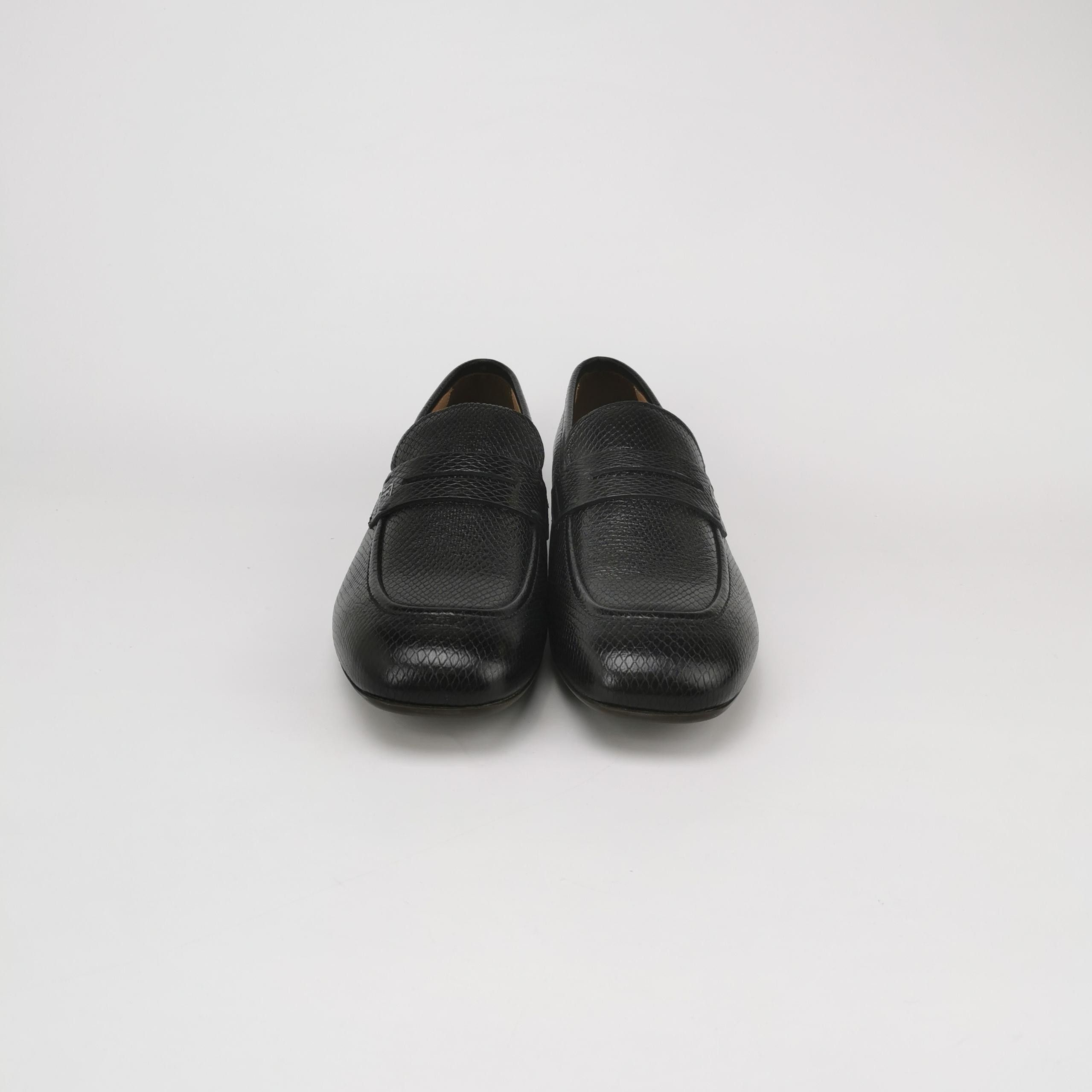 Salvatore Ferragamo Salvatore Ferragamo Textured Leather Loafers EU 42.5 Size US 9 / EU 42 - 4 Thumbnail