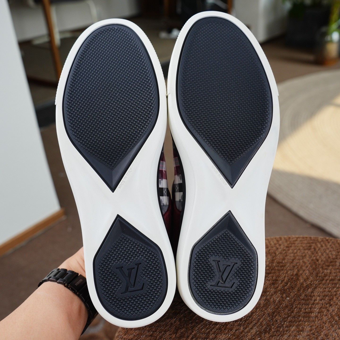 Louis Vuitton Louis Vuitton Casual Plaid Lowtop Sneakers us_10-5 Women Size US 10.5 / IT 40.5 - 8 Thumbnail
