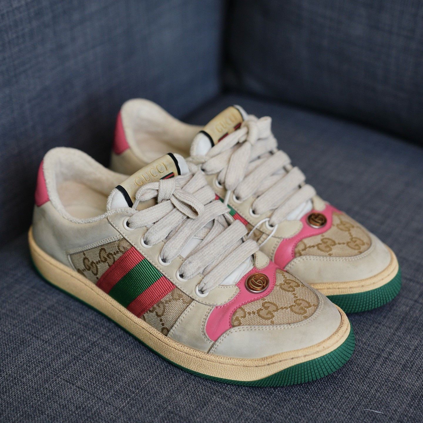Gucci Gucci Distressed Pink Lowtop Sneakers us_7 Women Size US 7 / IT 37 - 6 Thumbnail