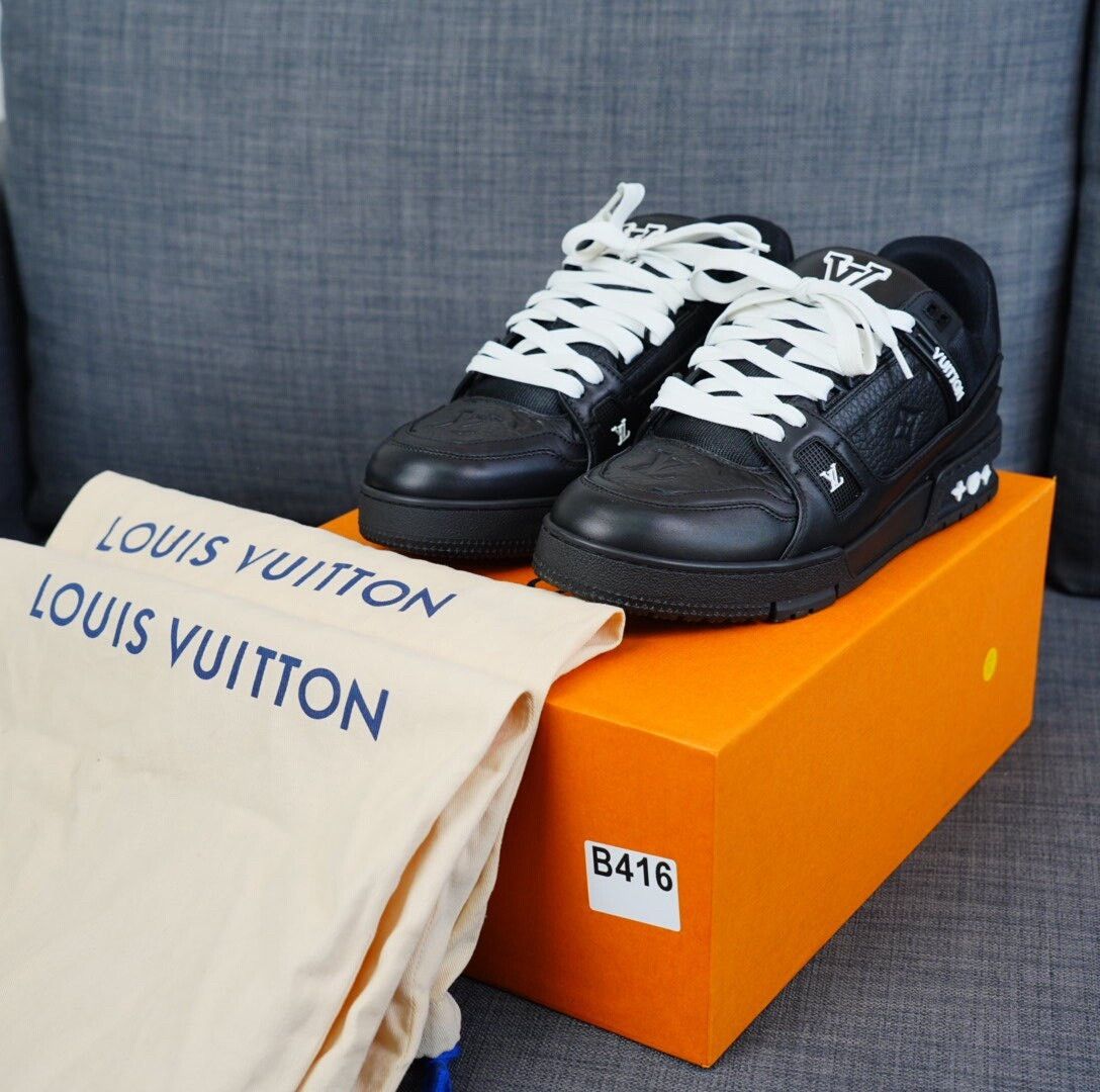 Louis Vuitton Louis Vuitton Training Black Lowtop Sneakers 7.5 Men Size US 7.5 / EU 40-41 - 8 Thumbnail