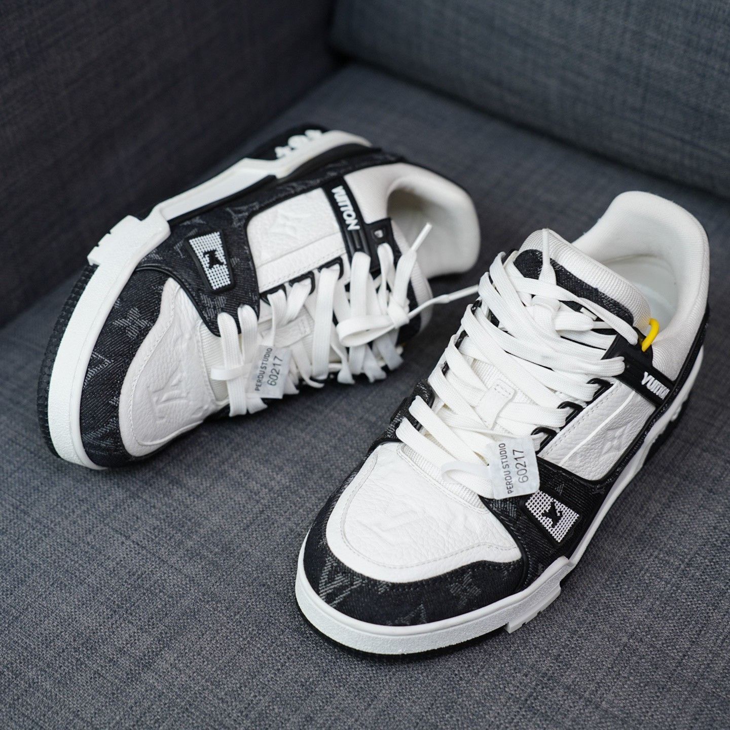 Louis Vuitton Louis Vuitton Training Denim Black Lowtop Sneakers Women Size US 7 / IT 37 - 2 Thumbnail