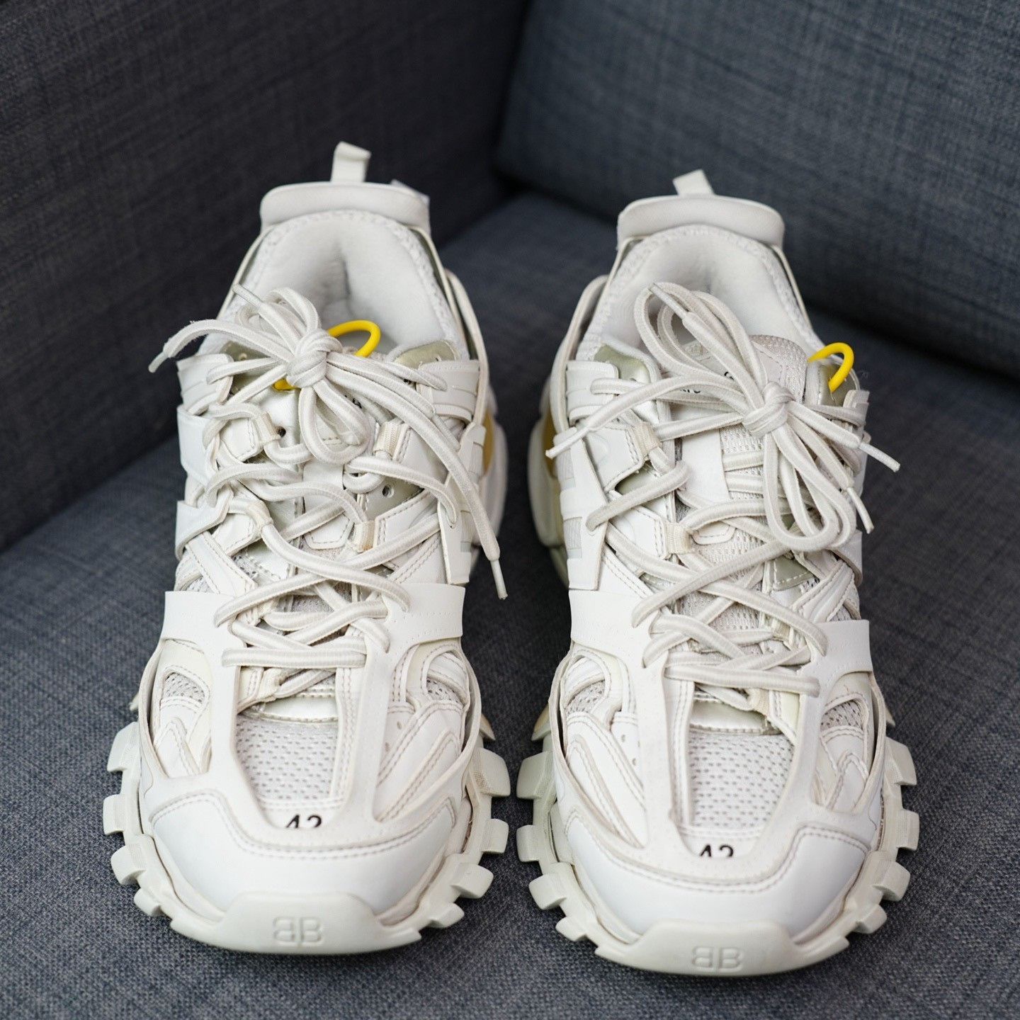 Balenciaga Balenciaga White Lowtop Sneakers 9 Men Size US 9 / EU 42 - 4 Thumbnail