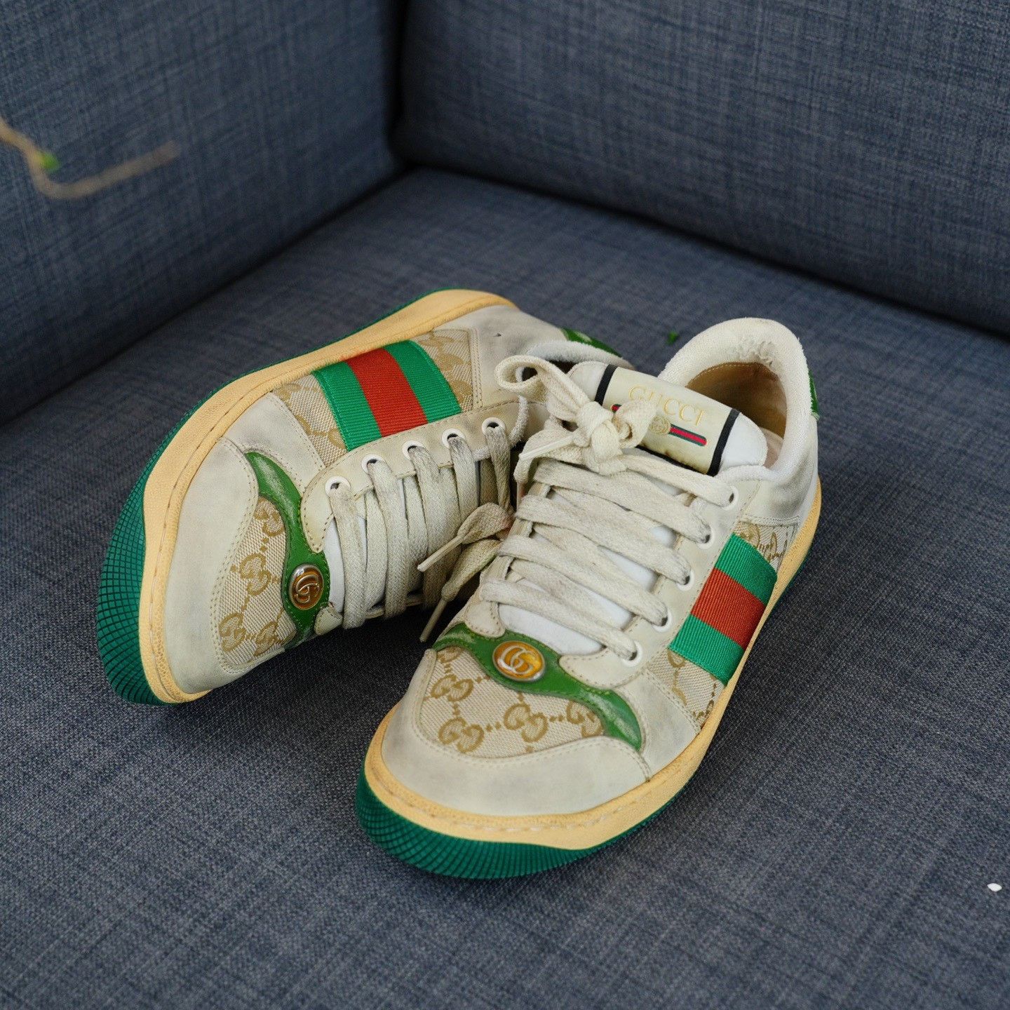 Gucci Gucci Distressed Green Lowtop Sneakers us_9 Women Size US 9 / IT 39 - 2 Thumbnail