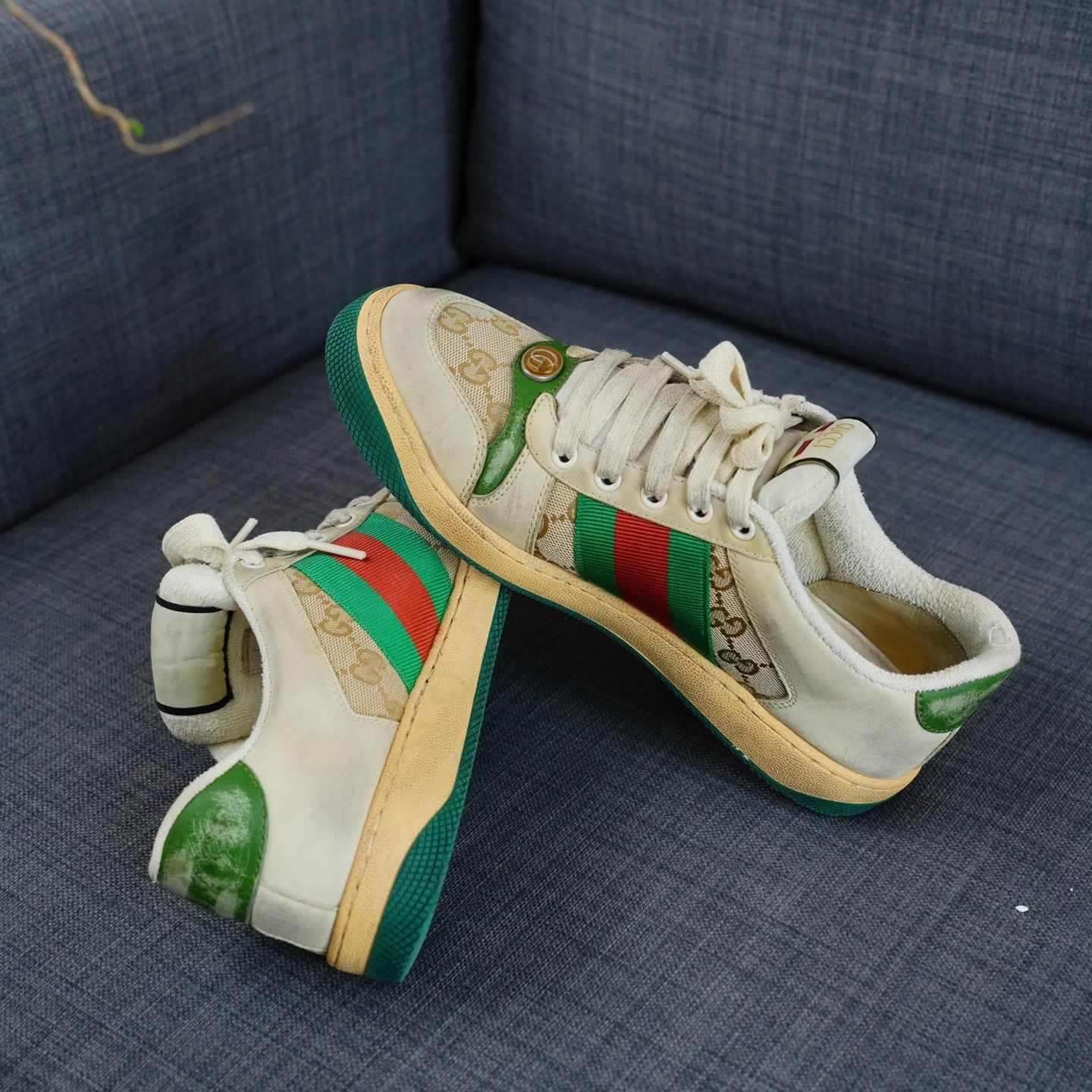 Gucci Gucci Distressed Green Lowtop Sneakers us_9 Women Size US 9 / IT 39 - 8 Thumbnail