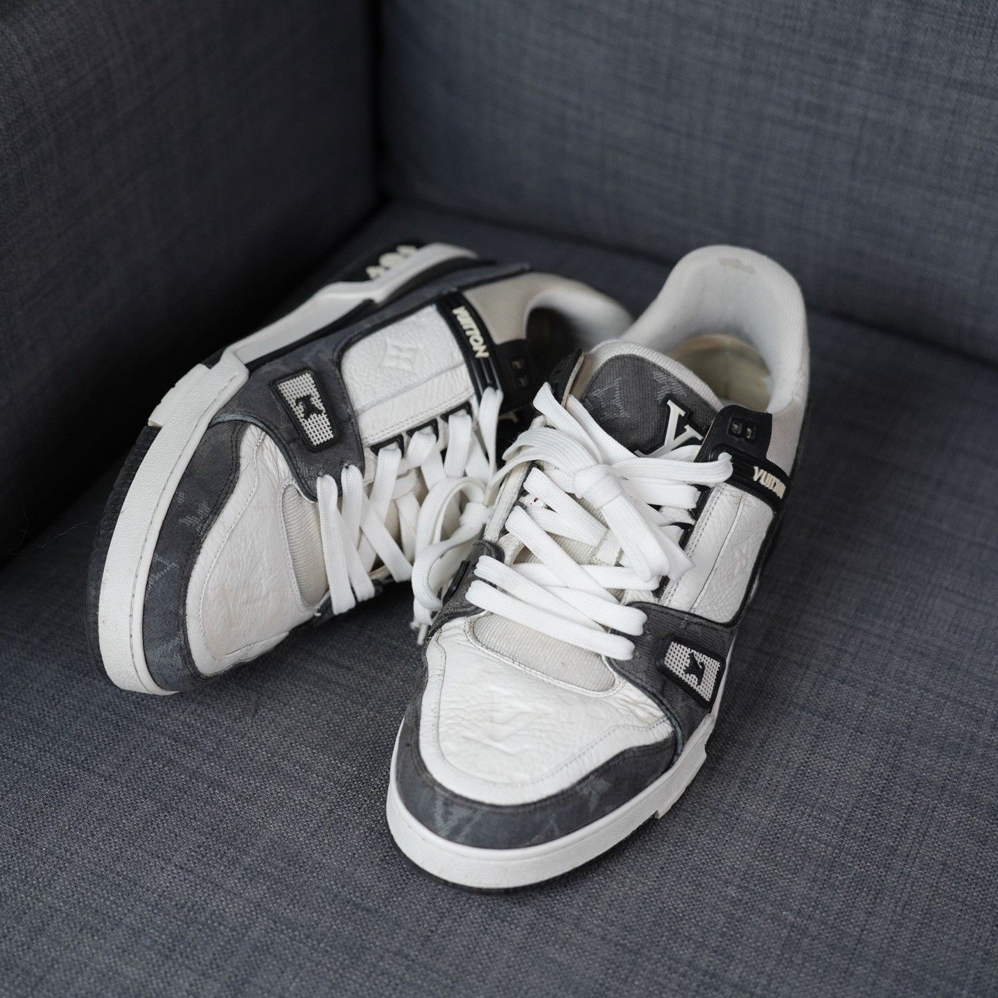 Louis Vuitton Louis Vuitton Training Denim Black Lowtop Sneakers 10 Men Size US 10 / EU 43 - 2 Thumbnail