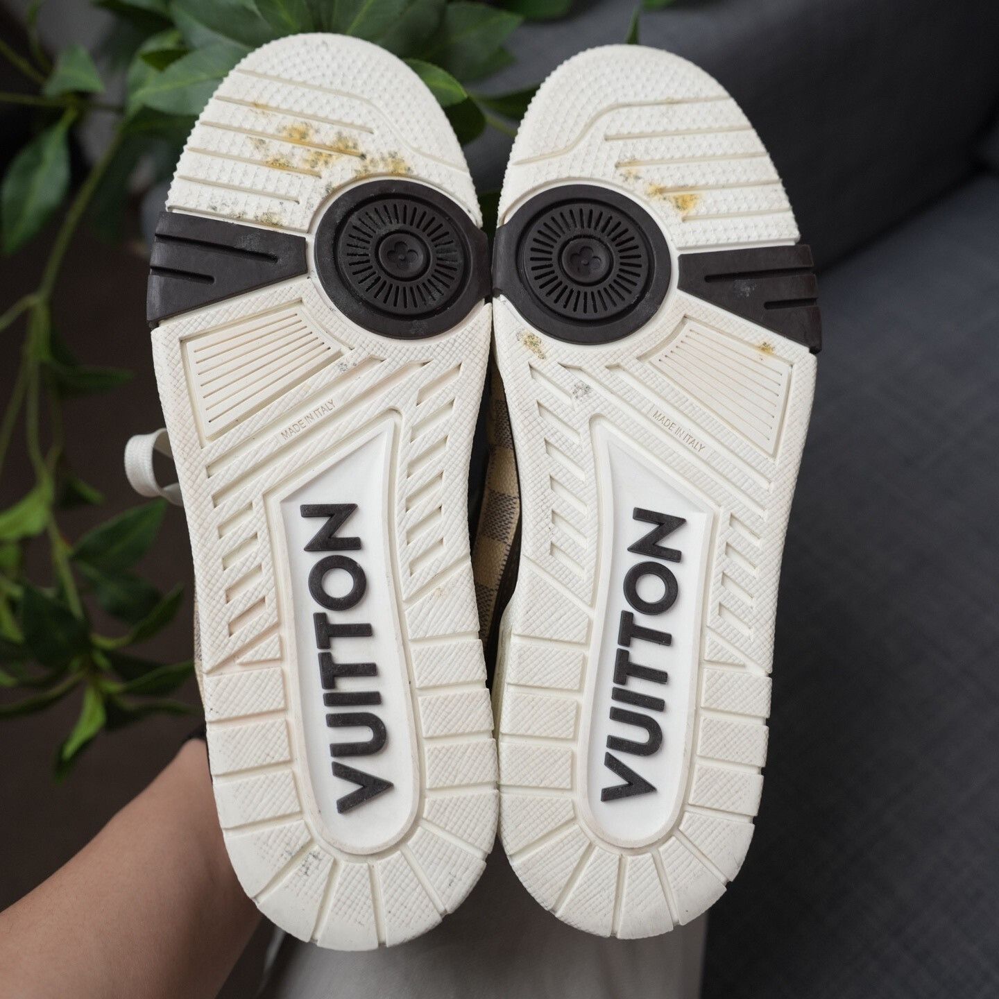 Louis Vuitton Louis Vuitton Training Brown Lowtop Sneakers 8 Men Size US 8 / EU 41 - 7 Thumbnail