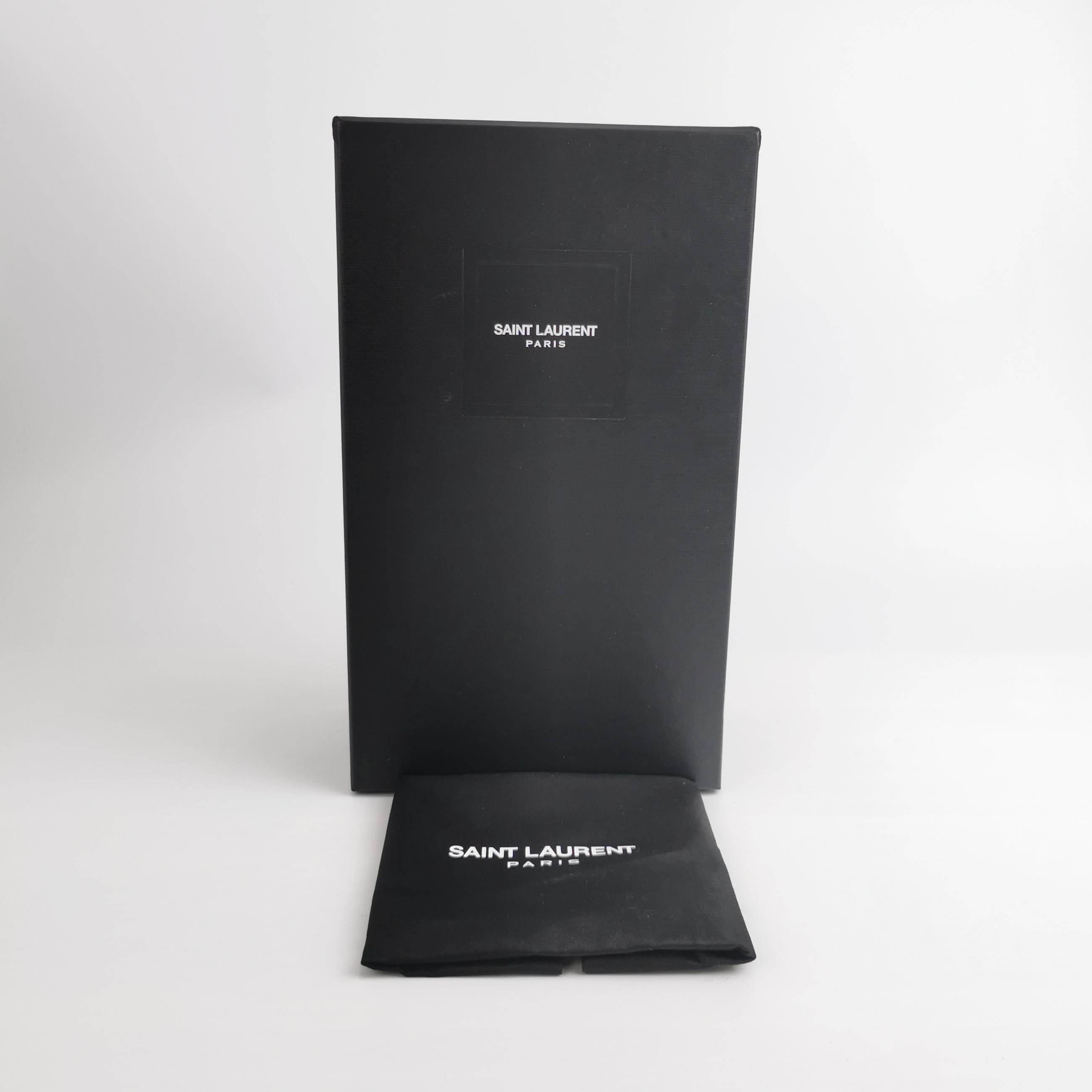Saint Laurent Paris Saint Laurent Star Studded Leather Derby Size 40 Size US 7 / EU 40 - 7 Thumbnail