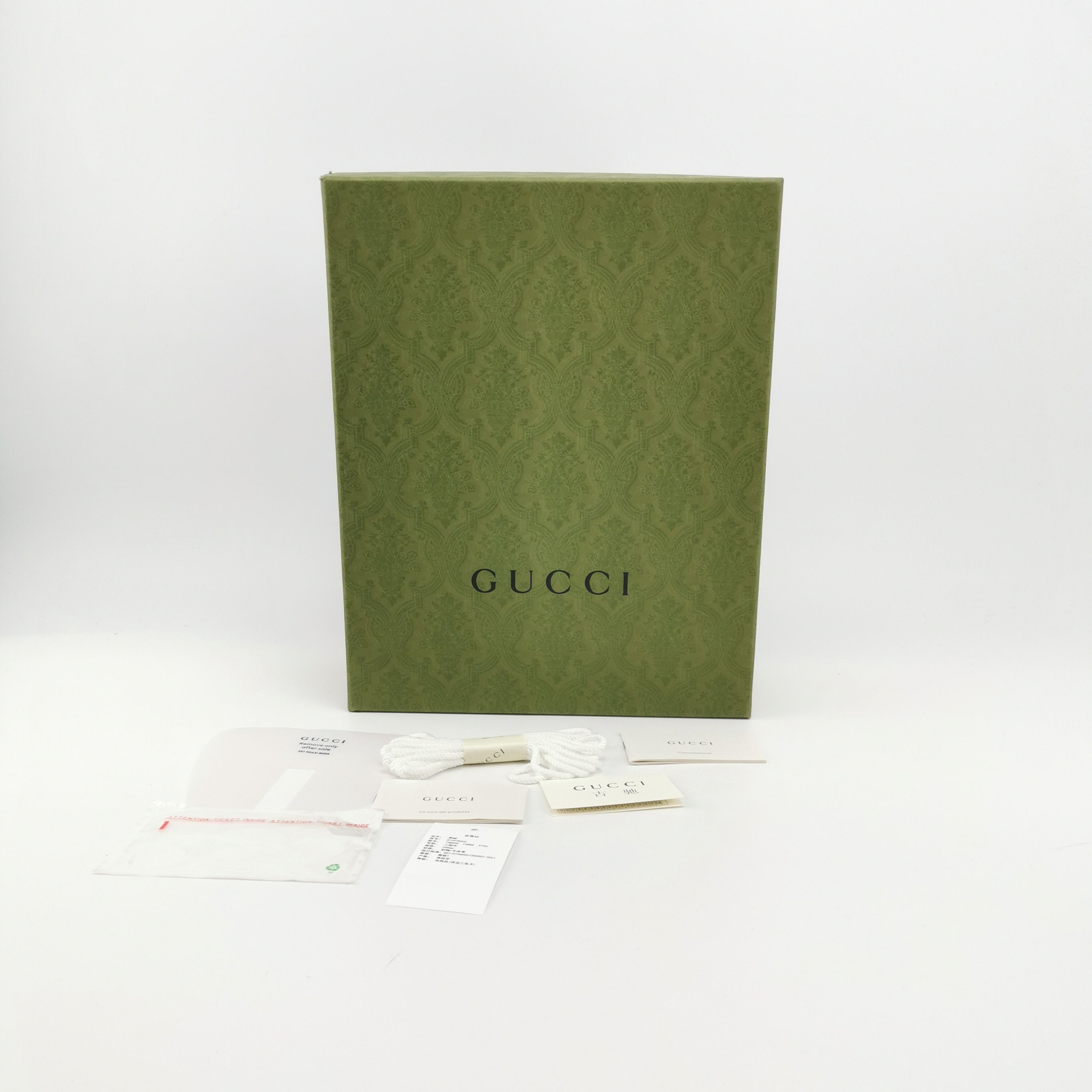 Gucci Gucci GG Supreme High Top Sneakers 40 Size US 7 / EU 40 - 7 Thumbnail