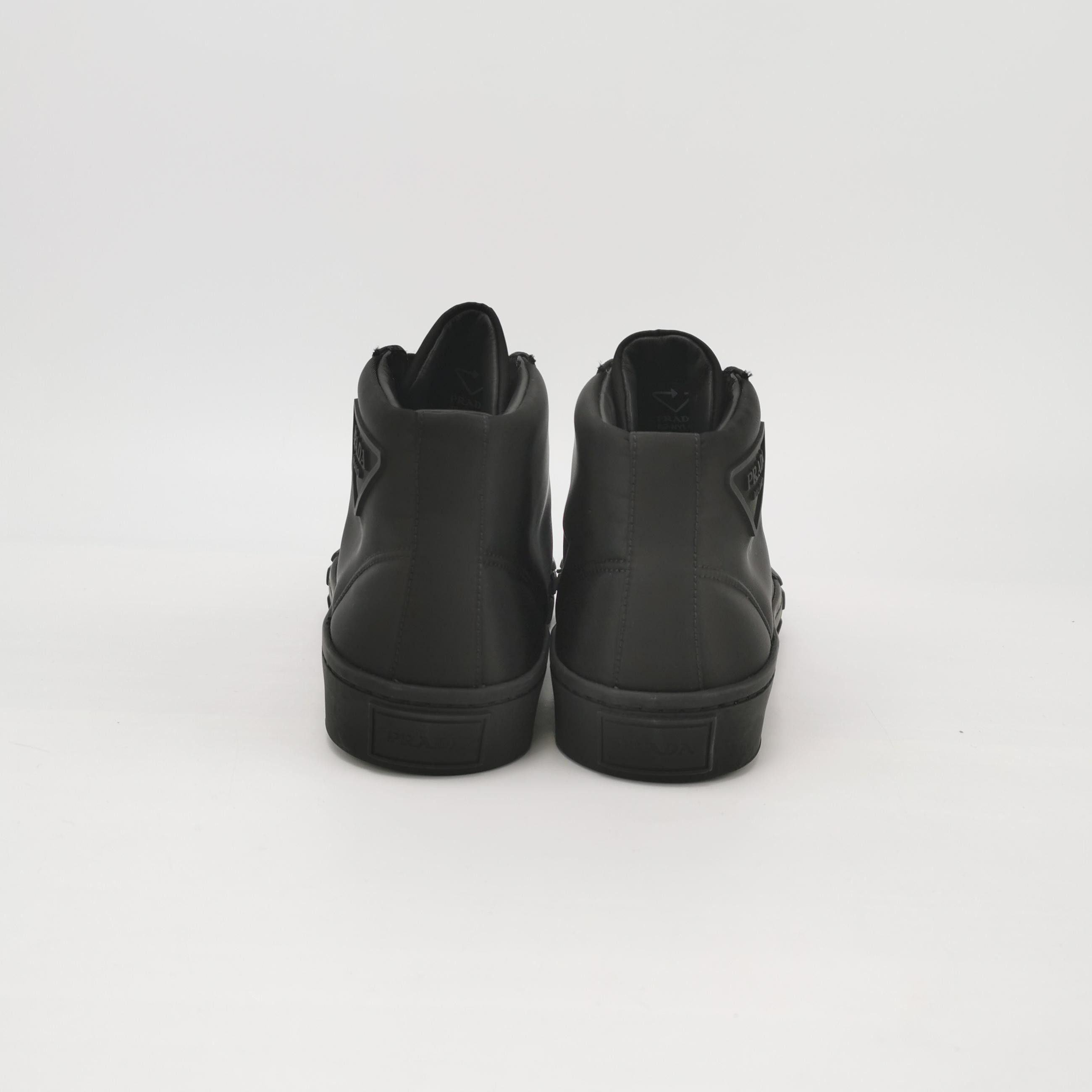 Prada Prada Wheel Nylon Triangle Logo High Tops 39.5 Size US 6 / EU 39 - 5 Thumbnail