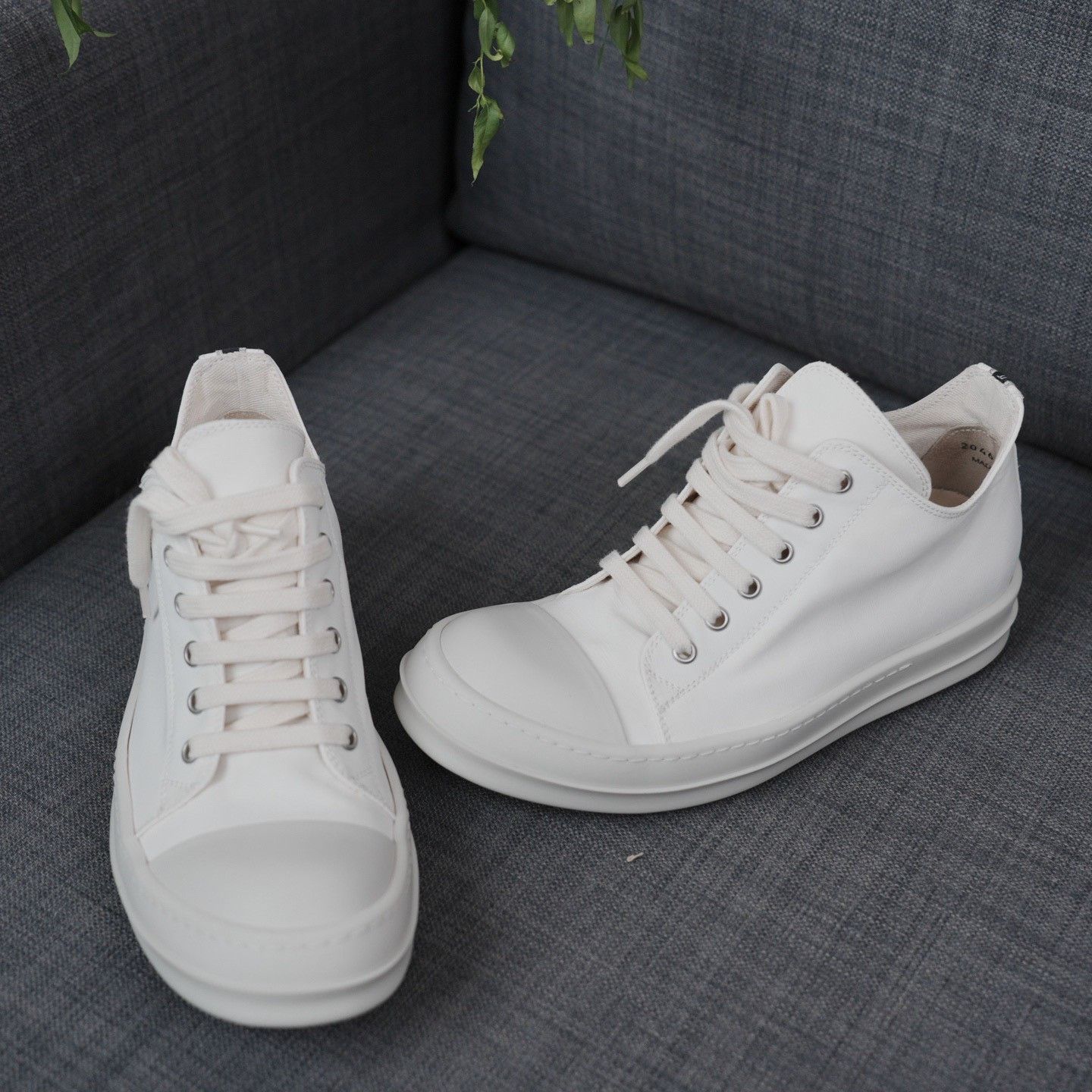 Rick Owens Rick Owens Canvas White Lowtop Sneakers us_8 Women Size US 8 / IT 38 - 3 Thumbnail