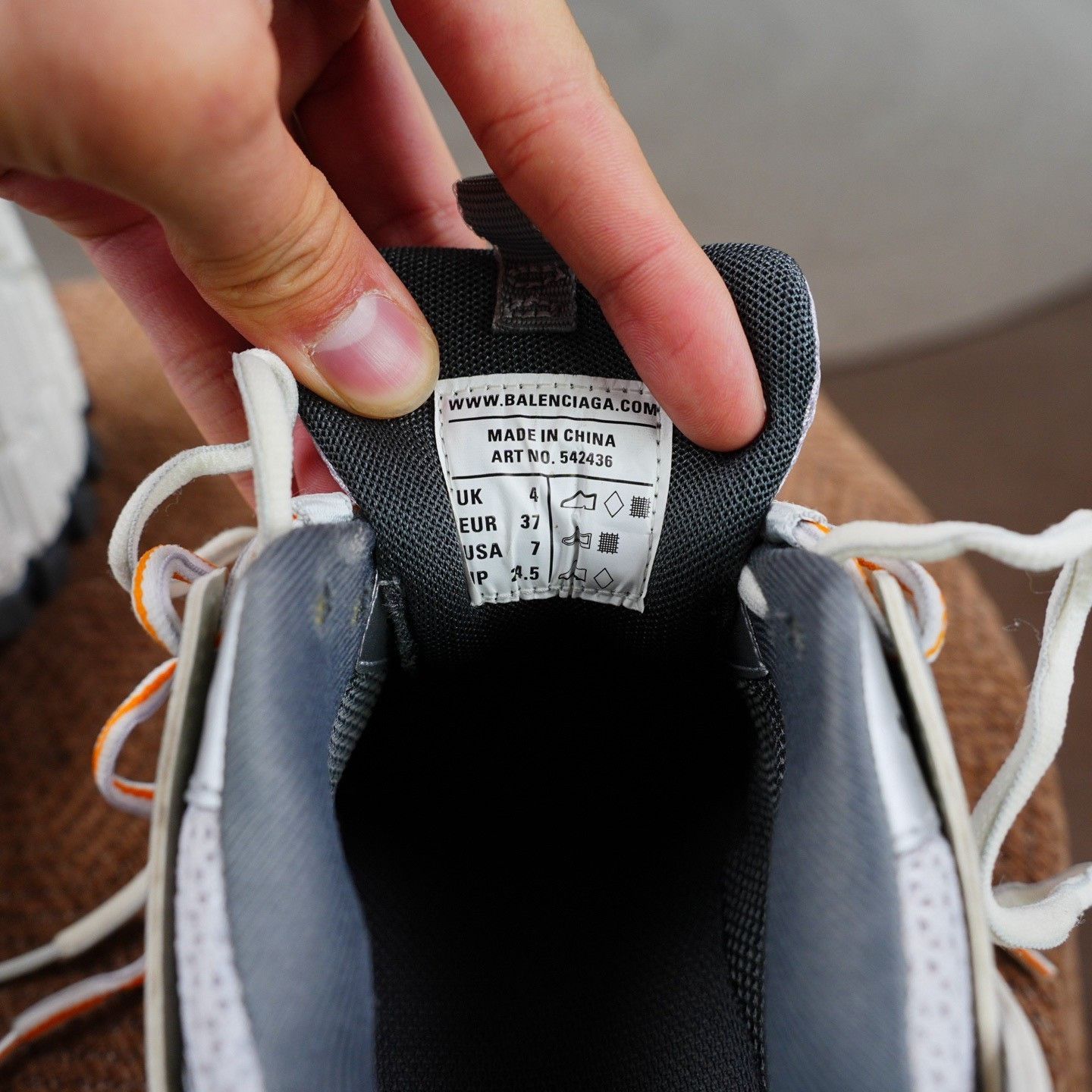 Balenciaga Balenciaga Gray Lowtop Sneakers us_7 Women Size US 7 / IT 37 - 6 Thumbnail