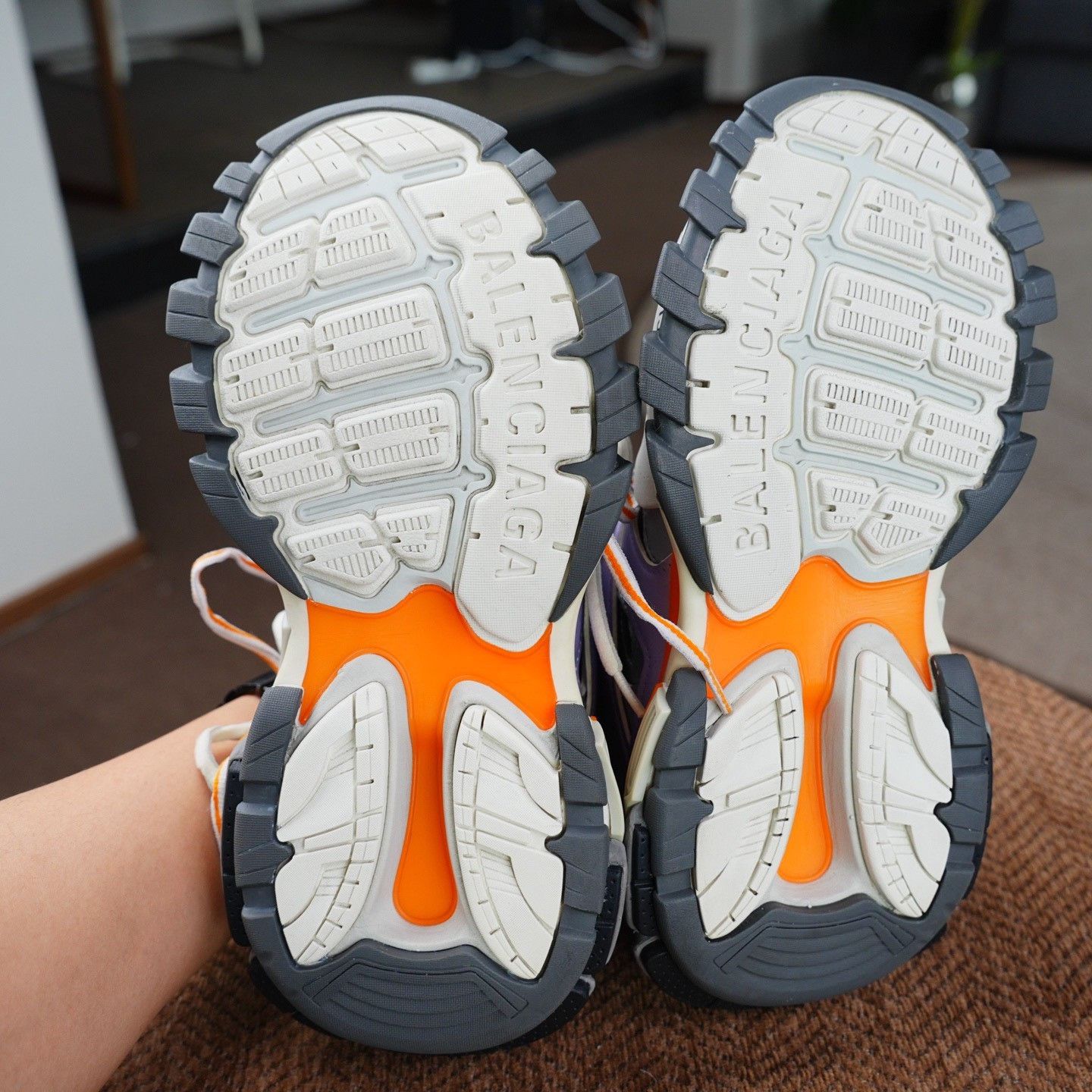 Balenciaga Balenciaga Gray Lowtop Sneakers us_7 Women Size US 7 / IT 37 - 9 Thumbnail