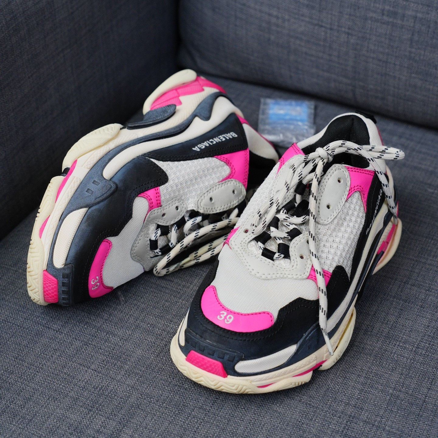 Balenciaga Balenciaga Pink Lowtop Sneakers us_9 Women Size US 9 / IT 39 - 2 Thumbnail