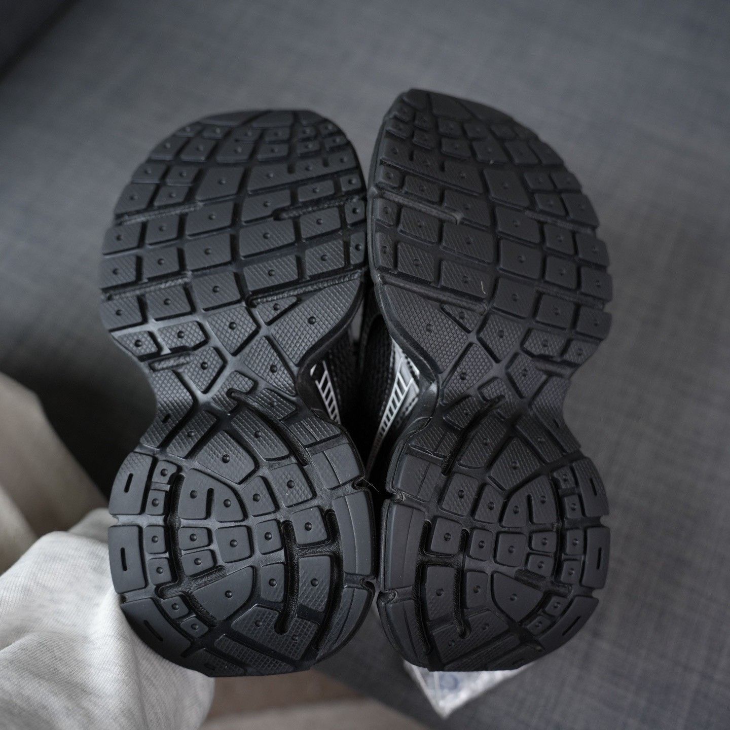 Balenciaga Balenciaga Black Lowtop Sneakers us_5 Women Size US 5 / IT 35 - 8 Thumbnail