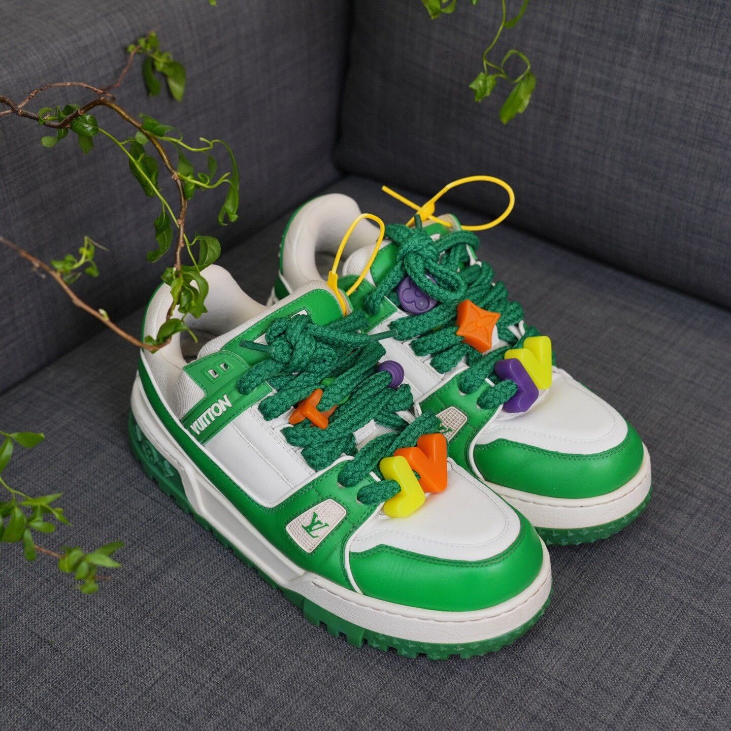 Louis Vuitton Louis Vuitton Training Green Lowtop Sneakers 8.5 Men Size US 8.5 / EU 41-42 - 4 Thumbnail
