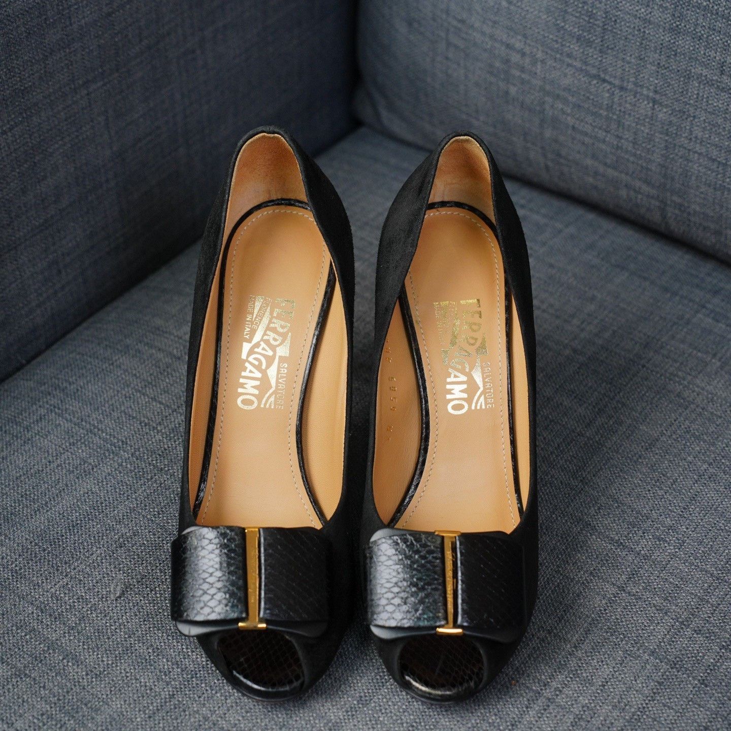 Salvatore Ferragamo Salvatore Ferragamo Black Lowtop Sneakers us_7 Women Size US 7 / IT 37 - 4 Thumbnail