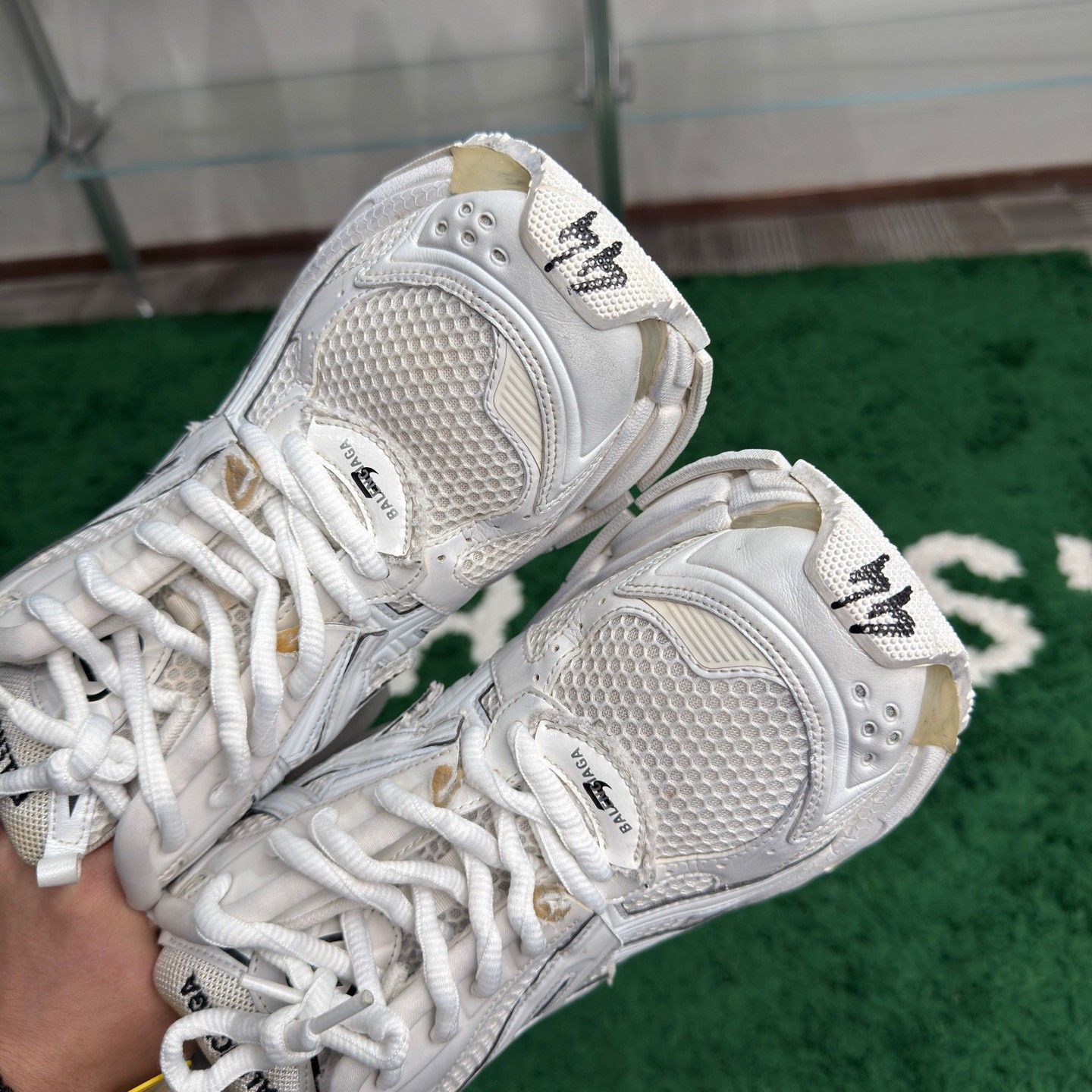Balenciaga Balenciaga Running White Lowtop Sneakers 11 Men Size US 11 / EU 44 - 5 Thumbnail