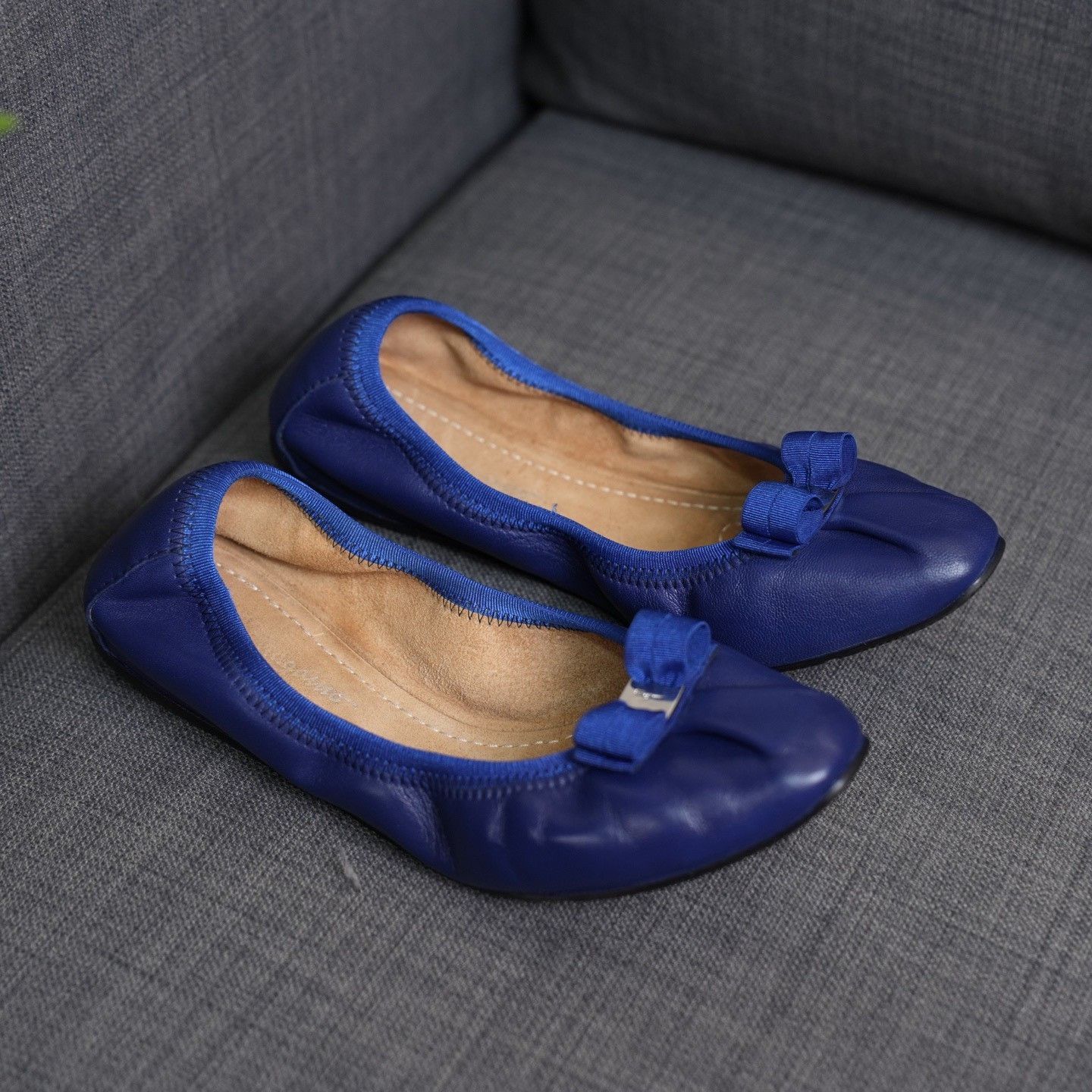 Salvatore Ferragamo Salvatore Ferragamo Blue Lowtop Sneakers us_7 Women Size US 7 / IT 37 - 5 Thumbnail