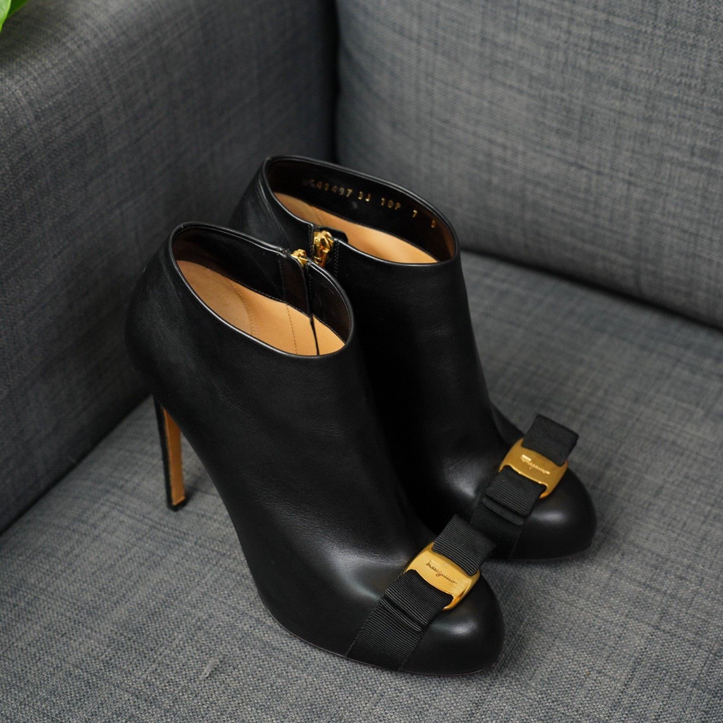 Salvatore Ferragamo Salvatore Ferragamo Black Boots us_7 Women Size US 7 / IT 37 - 5 Thumbnail