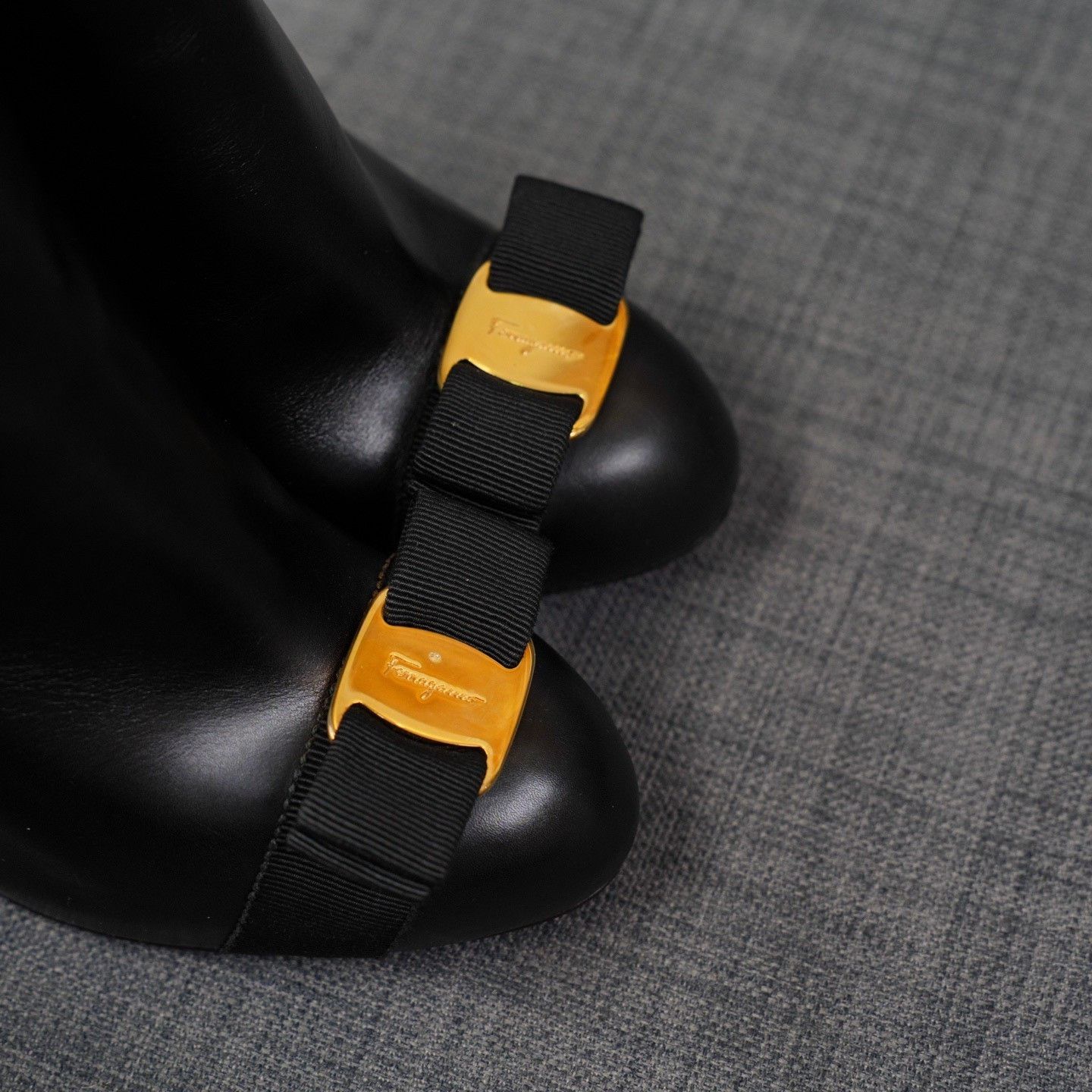 Salvatore Ferragamo Salvatore Ferragamo Black Boots us_7 Women Size US 7 / IT 37 - 8 Thumbnail