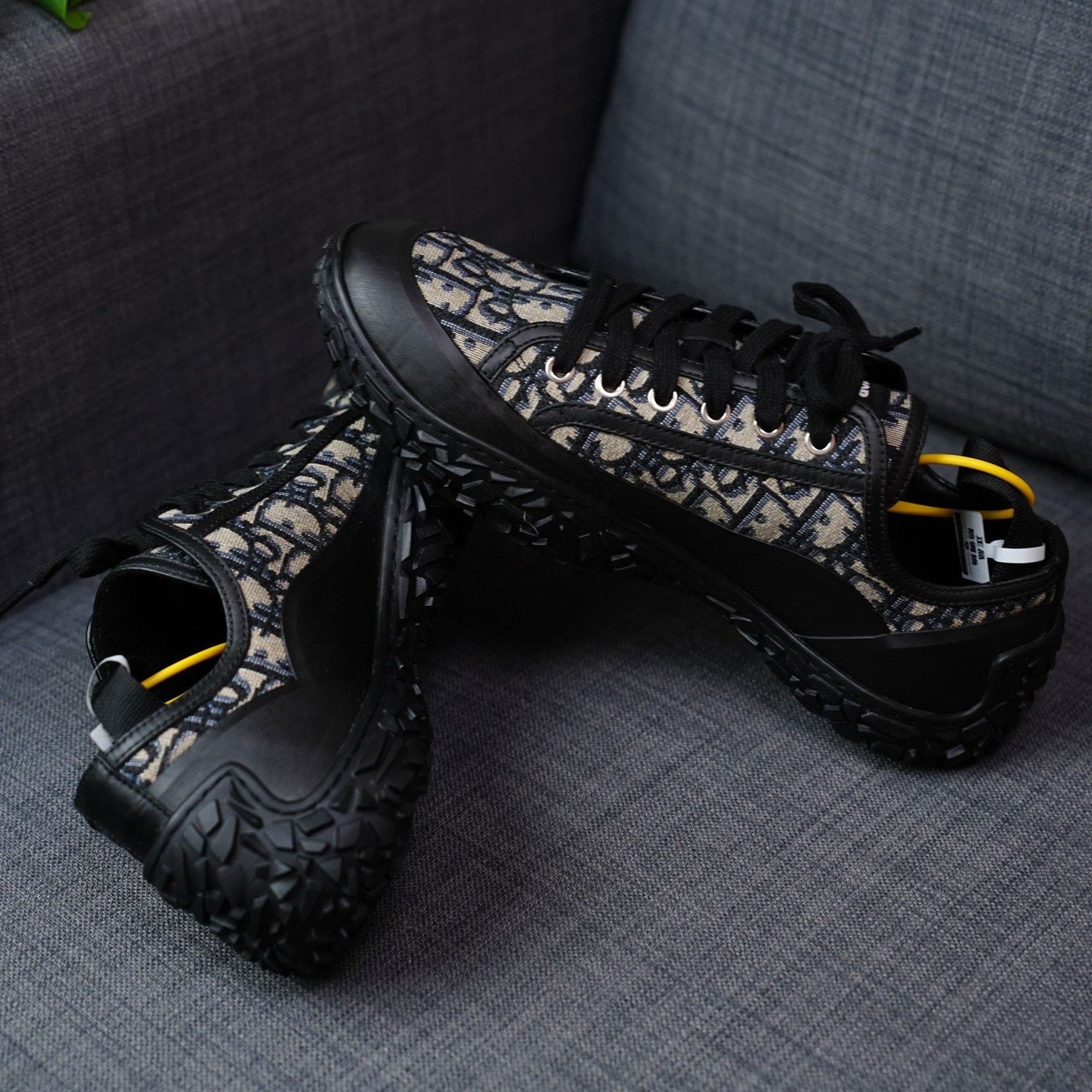 Dior Dior Black Lowtop Sneakers 9 Men Size US 9 / EU 42 - 8 Thumbnail