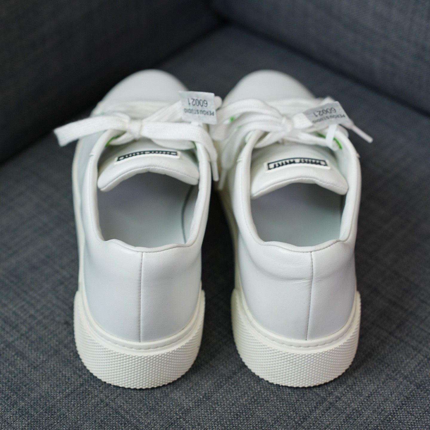 Miu Miu Miu Miu White Lowtop Sneakers us_8 Women Size US 8 / IT 38 - 6 Thumbnail