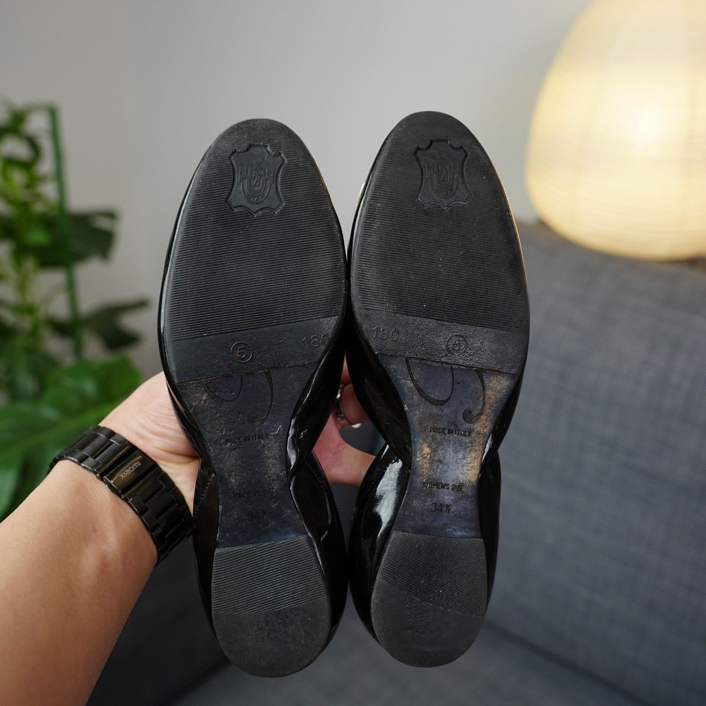 Roger Vivier Roger Vivier Retro Black Lowtop Sneakers it_34-5 Women Size US 4.5 / IT 34.5 - 8 Thumbnail