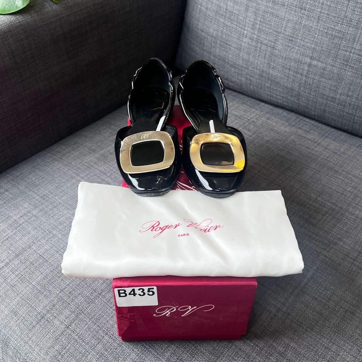Roger Vivier Roger Vivier Retro Black Lowtop Sneakers it_34-5 Women Size US 4.5 / IT 34.5 - 9 Thumbnail