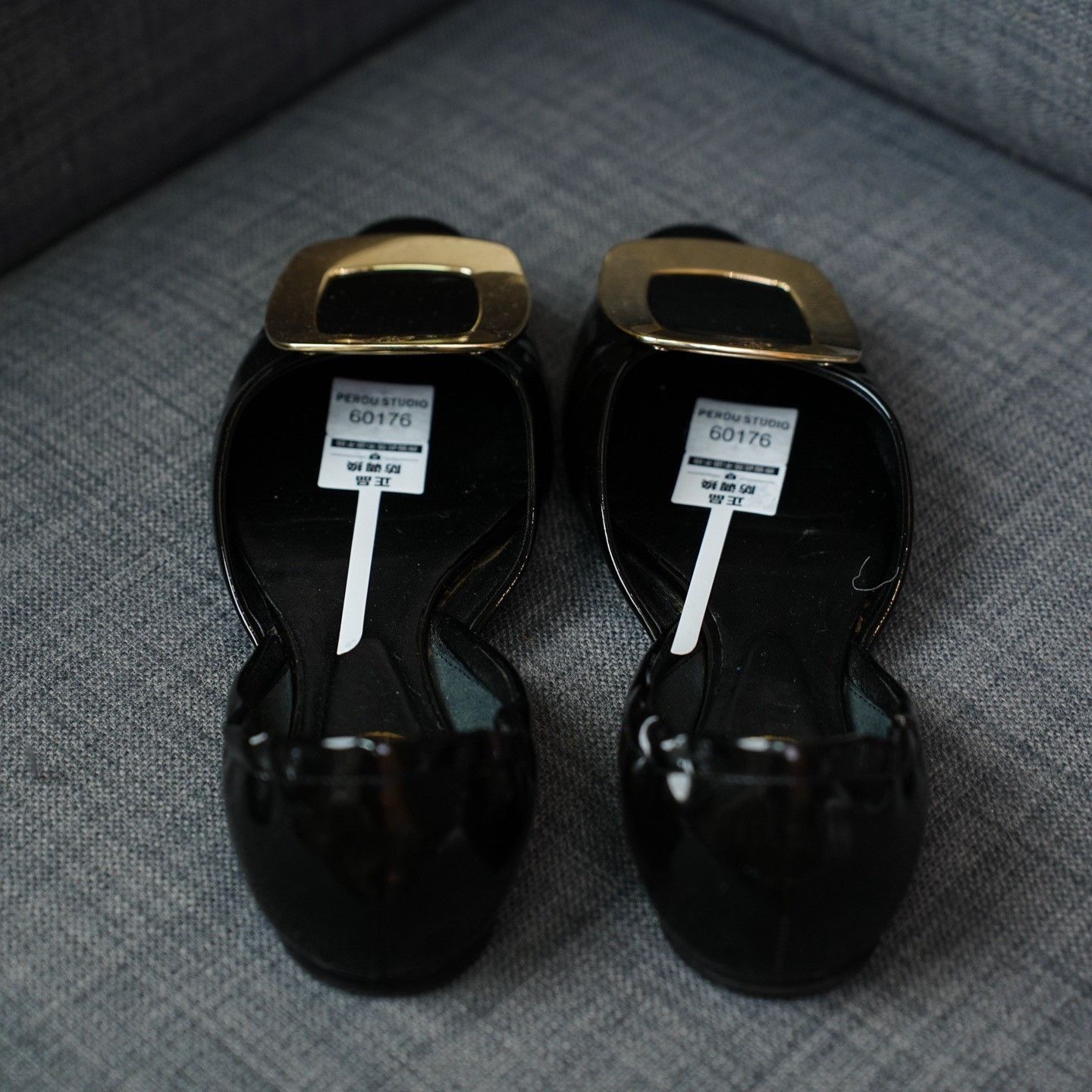 Roger Vivier Roger Vivier Retro Black Lowtop Sneakers it_34-5 Women Size US 4.5 / IT 34.5 - 6 Thumbnail