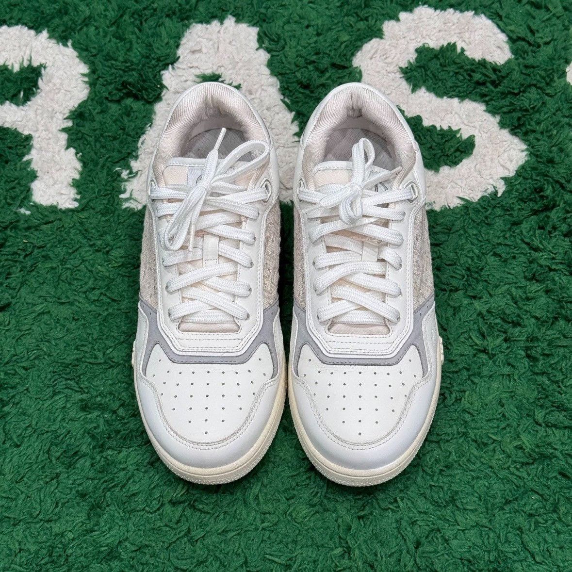 Dior Dior White Lowtop Sneakers us_12 Women Size US 12 / IT 42 - 2 Thumbnail