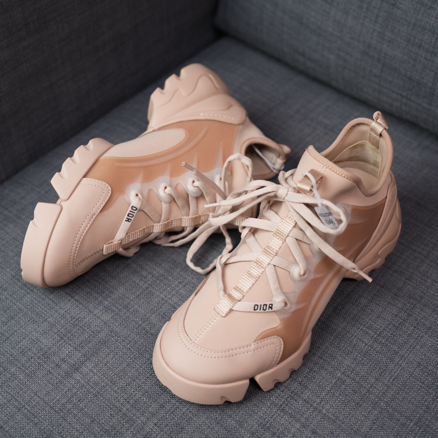 Dior Dior Lowtop Sneakers us_9 Women Size US 9 / IT 39 - 2 Thumbnail