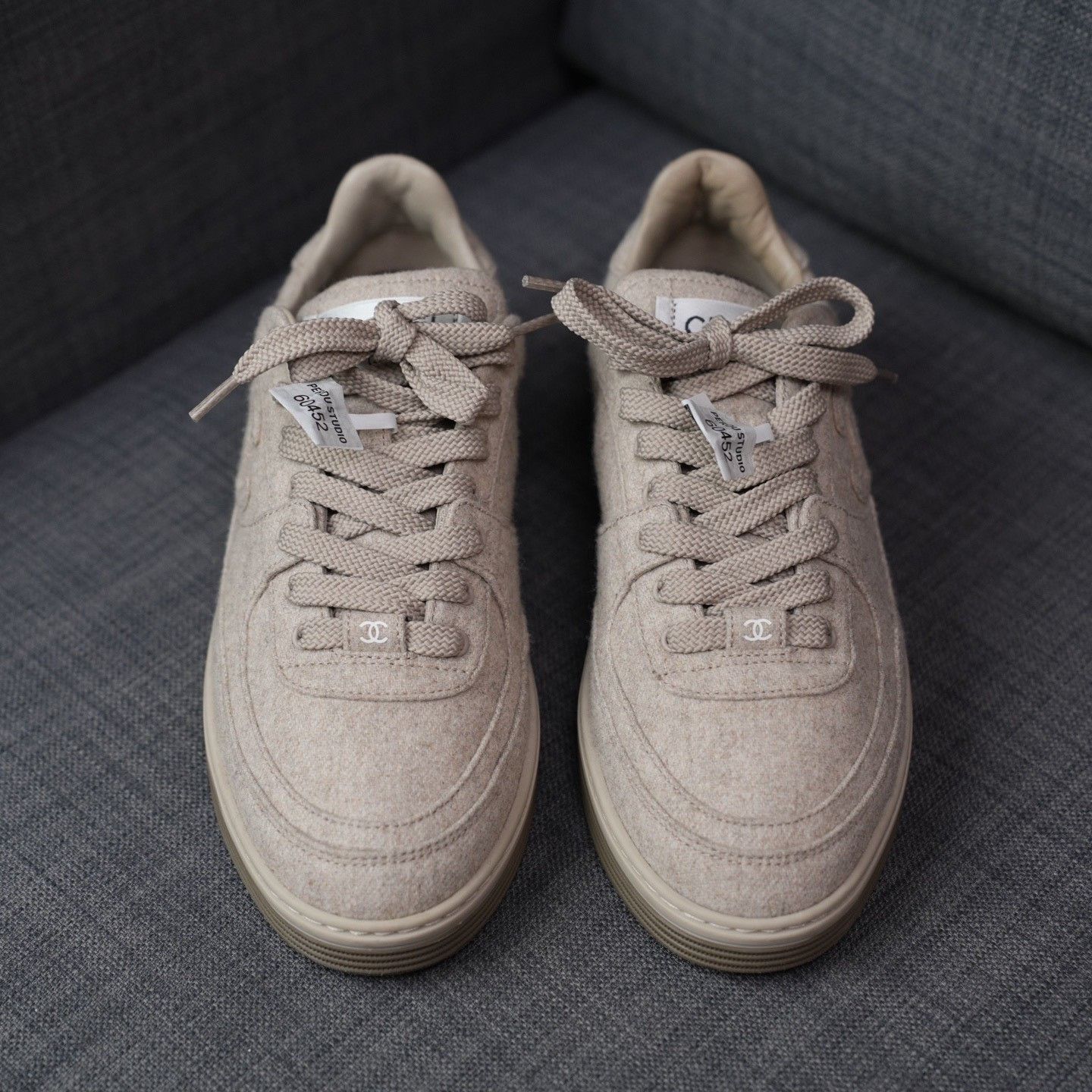 Chanel Chanel Brown Lowtop Sneakers us_7 Women Size US 7 / IT 37 - 3 Thumbnail