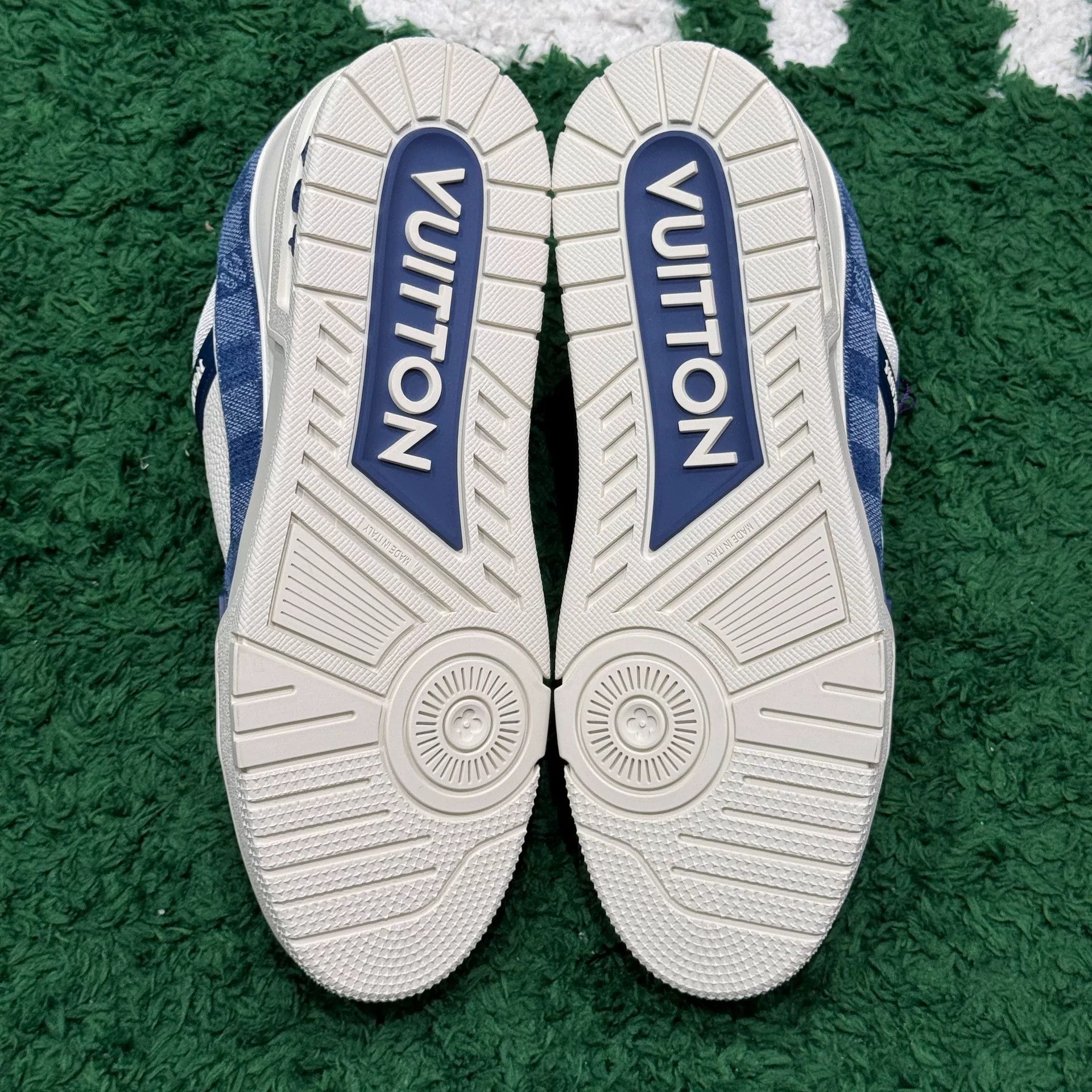 Louis Vuitton Louis Vuitton Training Blue Lowtop Sneakers 10.5 Men Size US 10.5 / EU 43-44 - 8 Thumbnail