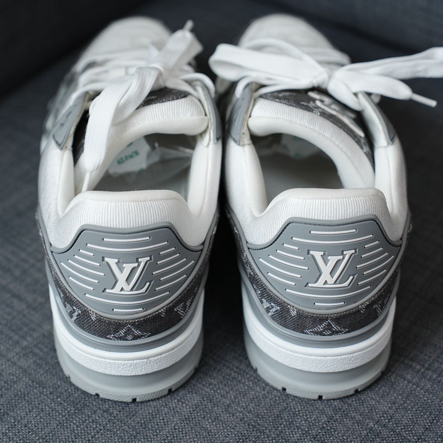 Louis Vuitton Louis Vuitton Training Denim White Lowtop Sneakers 10.5 Men Size US 10.5 / EU 43-44 - 6 Thumbnail