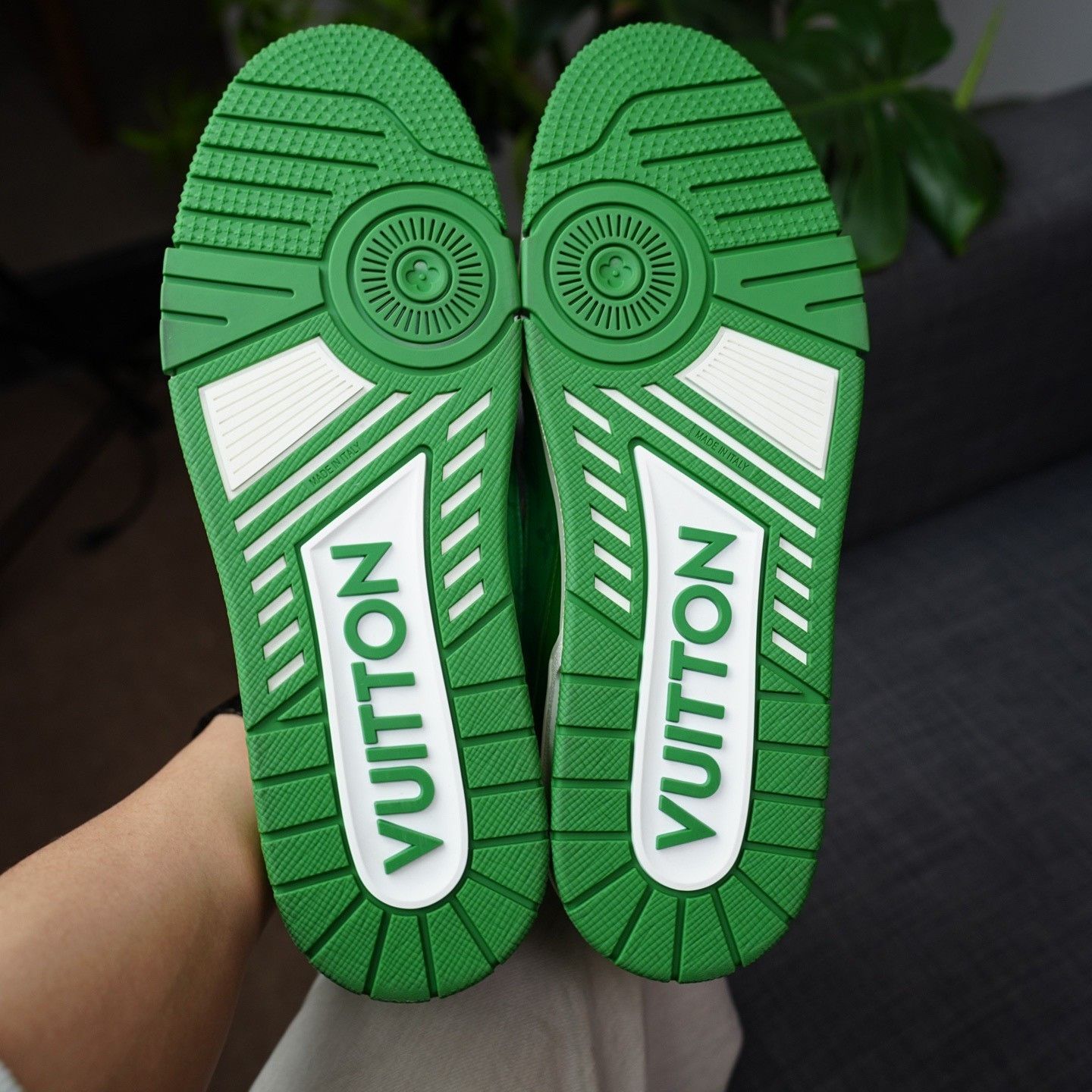 Louis Vuitton Louis Vuitton Training Green Lowtop Sneakers 10 Men Size US 10 / EU 43 - 9 Thumbnail
