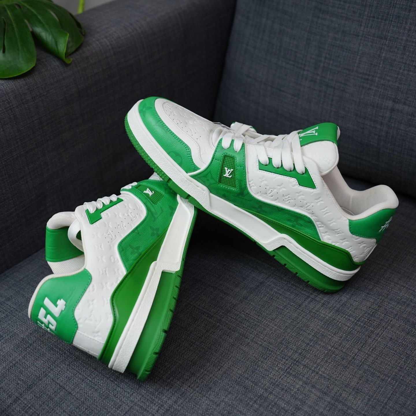 Louis Vuitton Louis Vuitton Training Green Lowtop Sneakers 10 Men Size US 10 / EU 43 - 8 Thumbnail