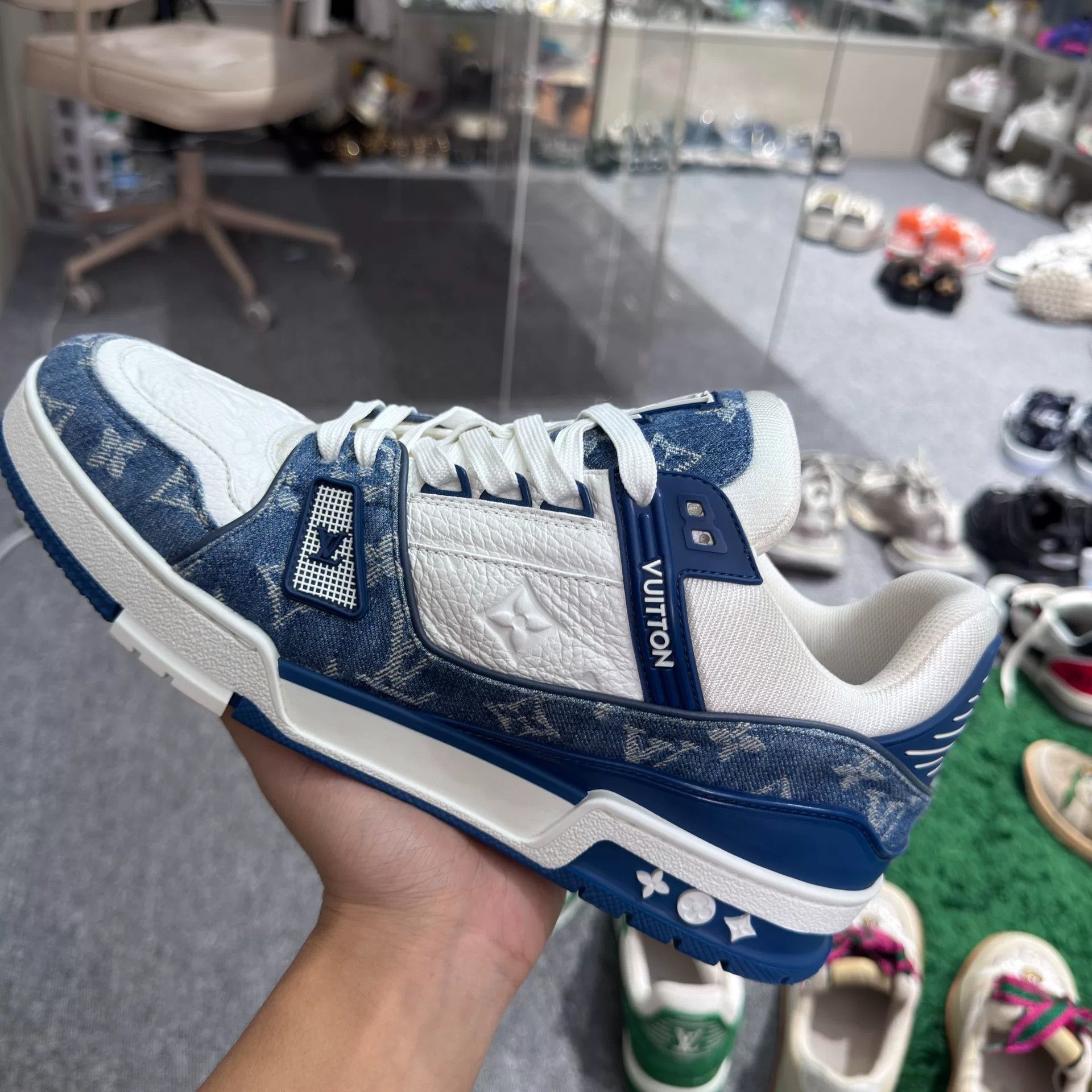 Louis Vuitton Louis Vuitton Training Denim Blue Lowtop Sneakers 10 Men Size US 10 / EU 43 - 6 Thumbnail